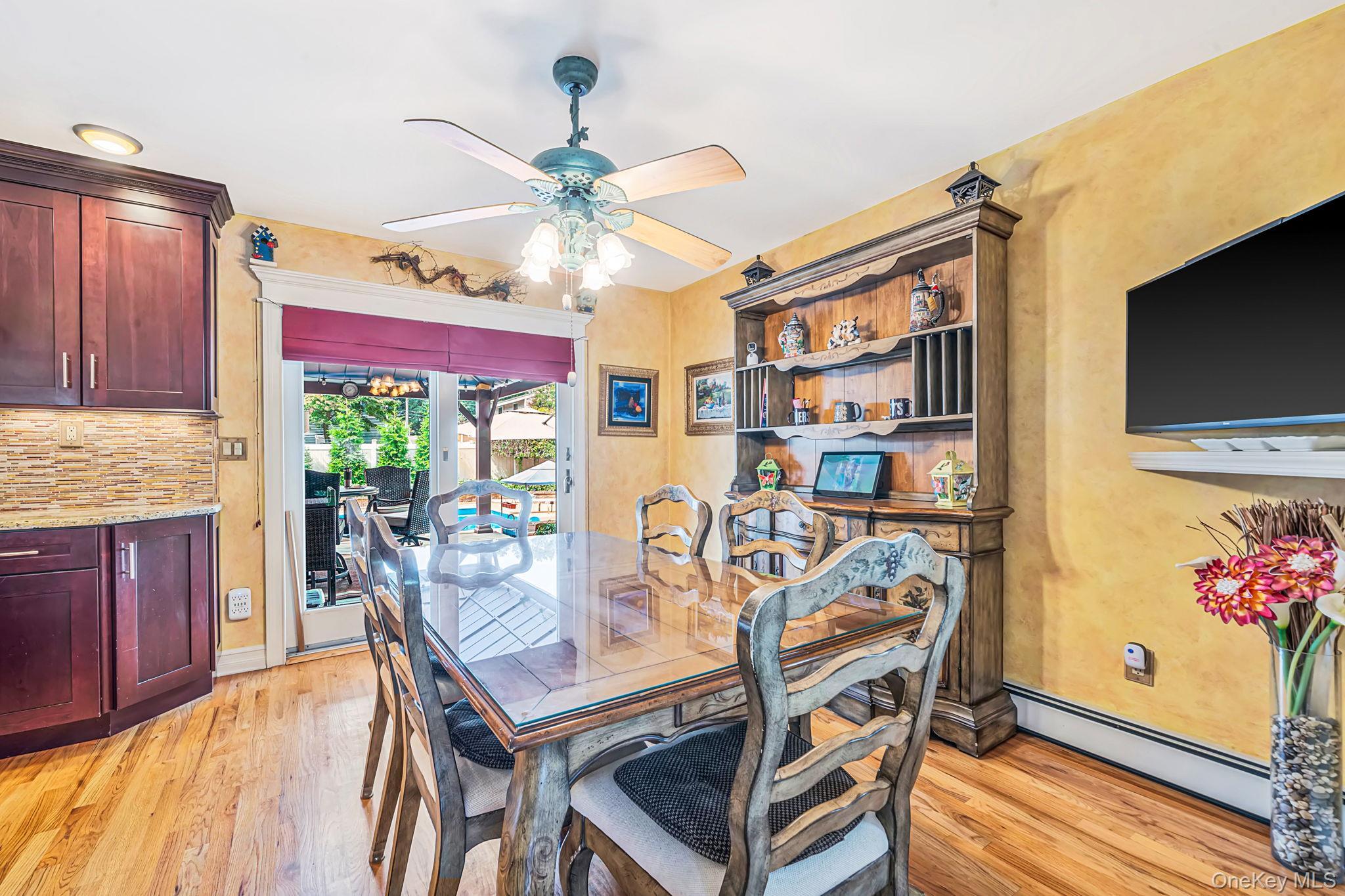 Single Family Bragg Drive  Suffolk County, NY 11755, MLS-1048873-17