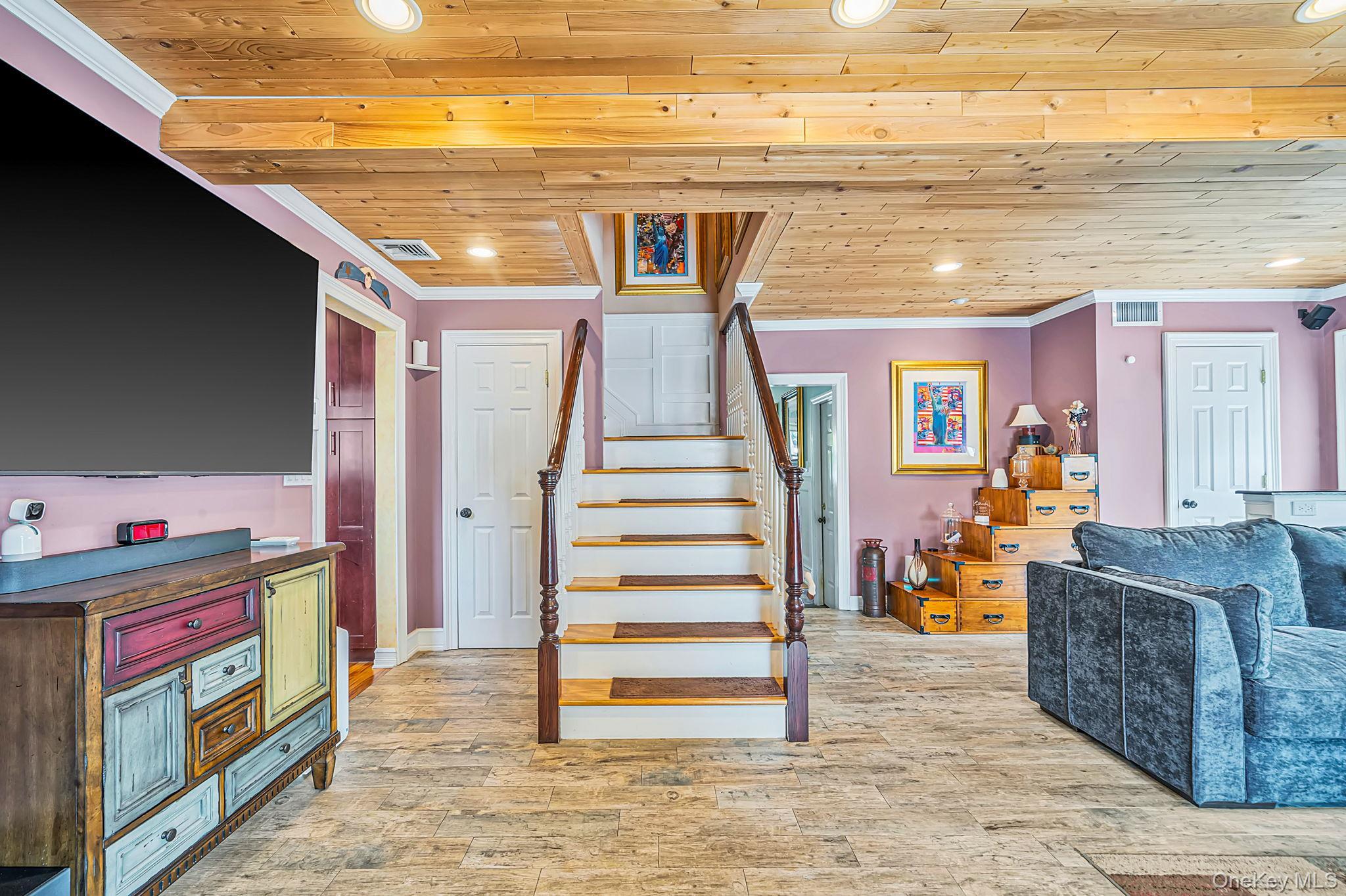 Single Family Bragg Drive  Suffolk County, NY 11755, MLS-1048873-29