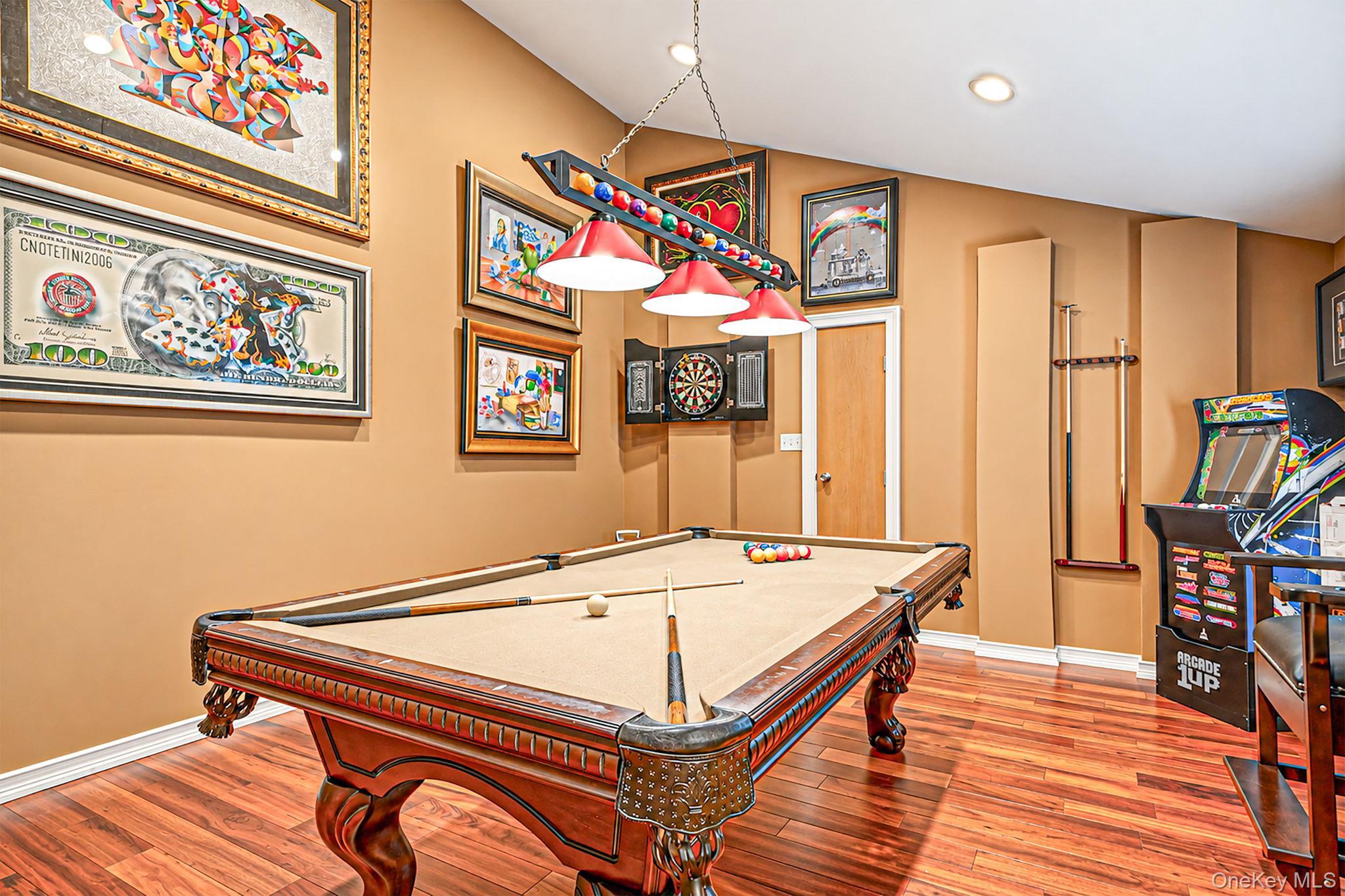 Single Family Bragg Drive  Suffolk County, NY 11755, MLS-1048873-32