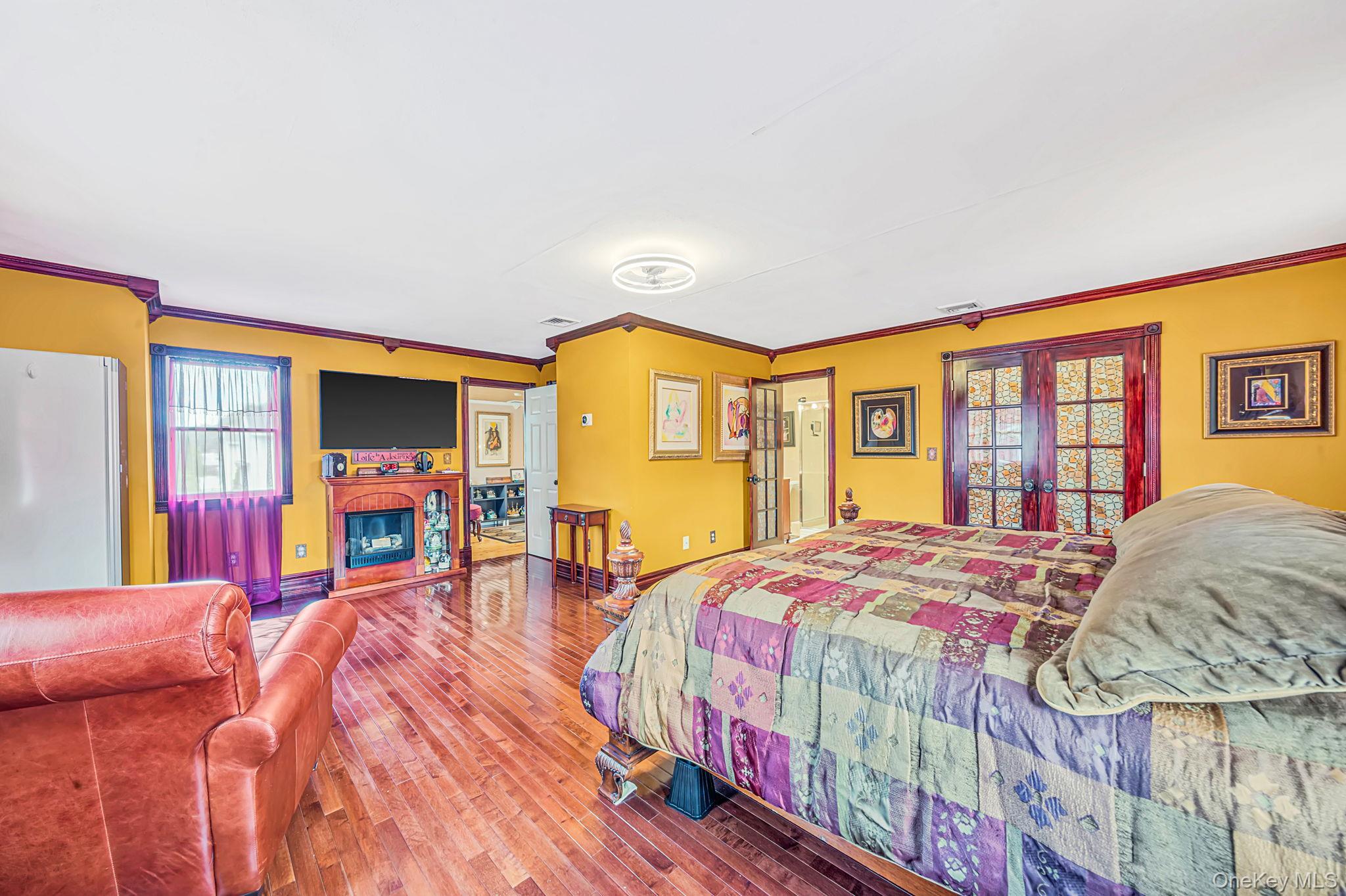 Single Family Bragg Drive  Suffolk County, NY 11755, MLS-1048873-38