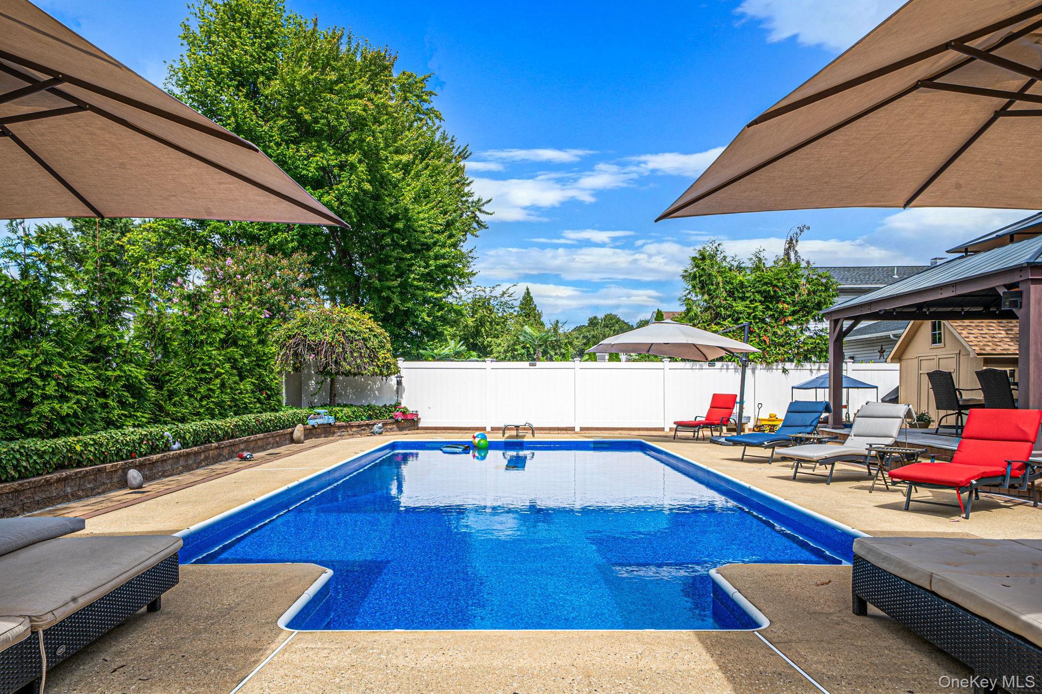 Single Family Bragg Drive  Suffolk County, NY 11755, MLS-1048873-6