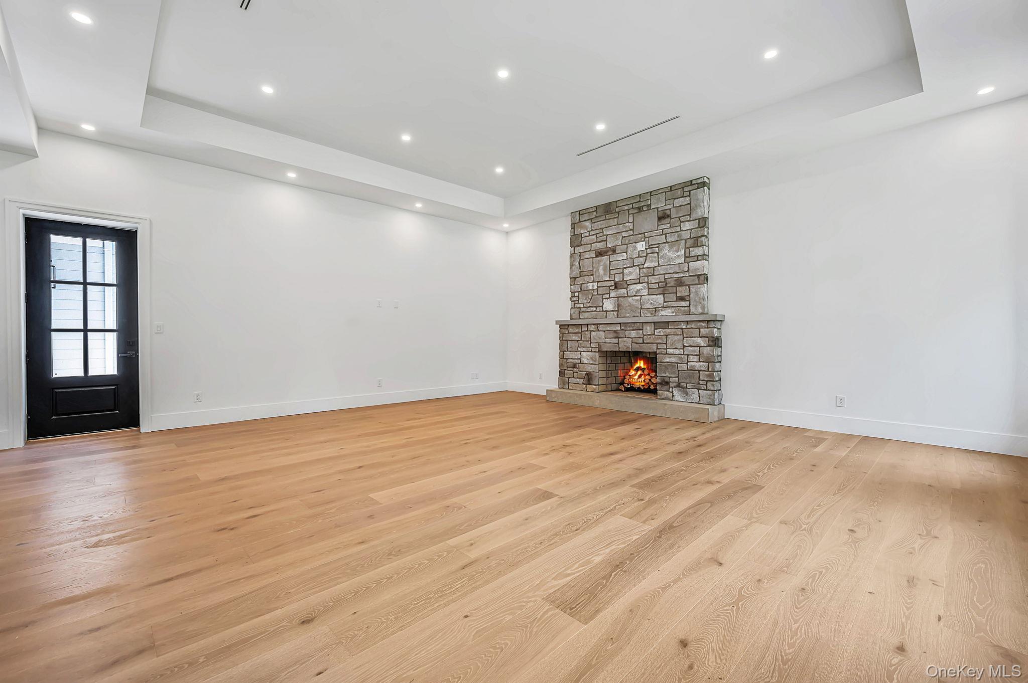 Single Family Long Beach Road Suffolk County, NY 11780, MLS-1048898-25