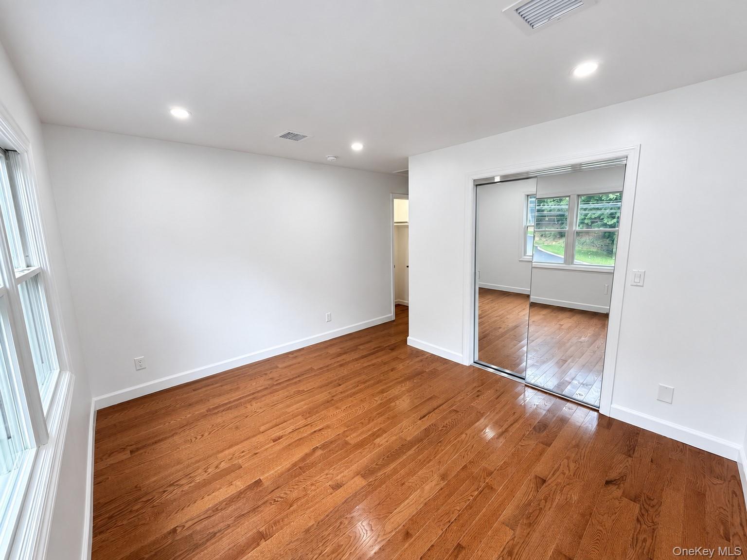 Single Family Ocean Avenue Suffolk County, NY 11768, MLS-1048899-14