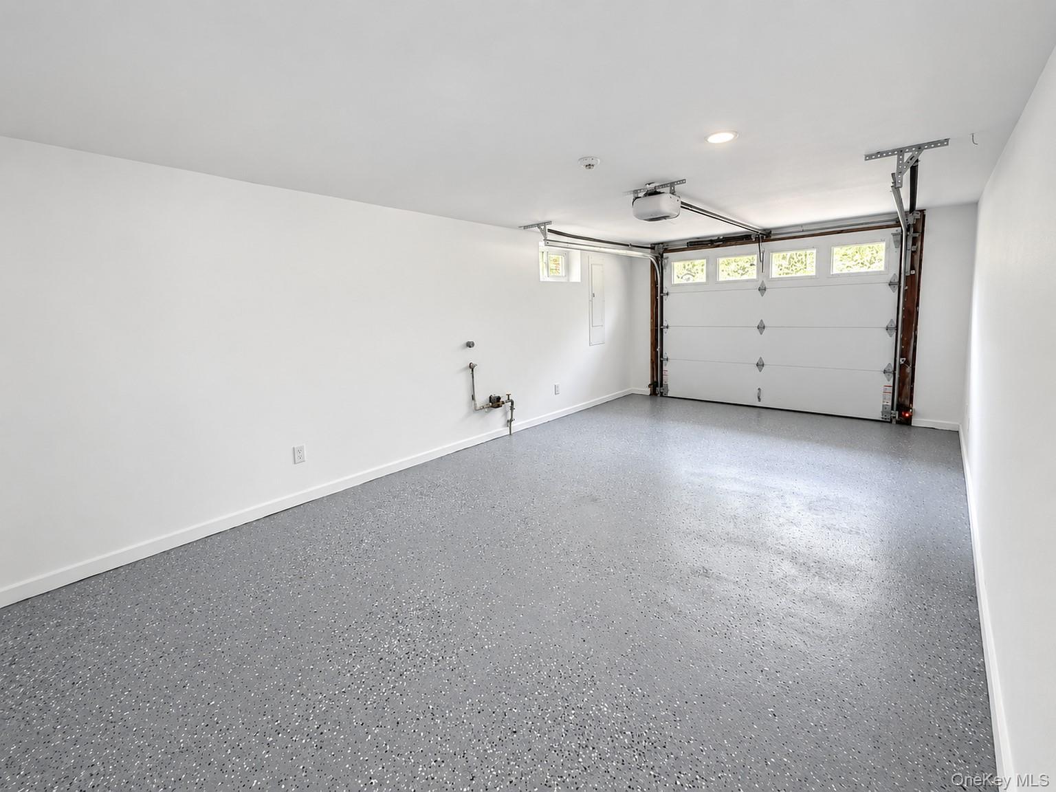 Single Family Ocean Avenue Suffolk County, NY 11768, MLS-1048899-21