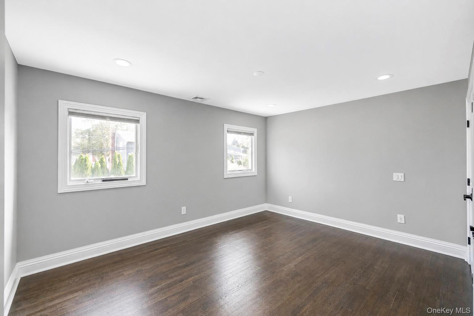 Single Family Catherwood Crescent Suffolk County, NY 11747, MLS-1048912-12