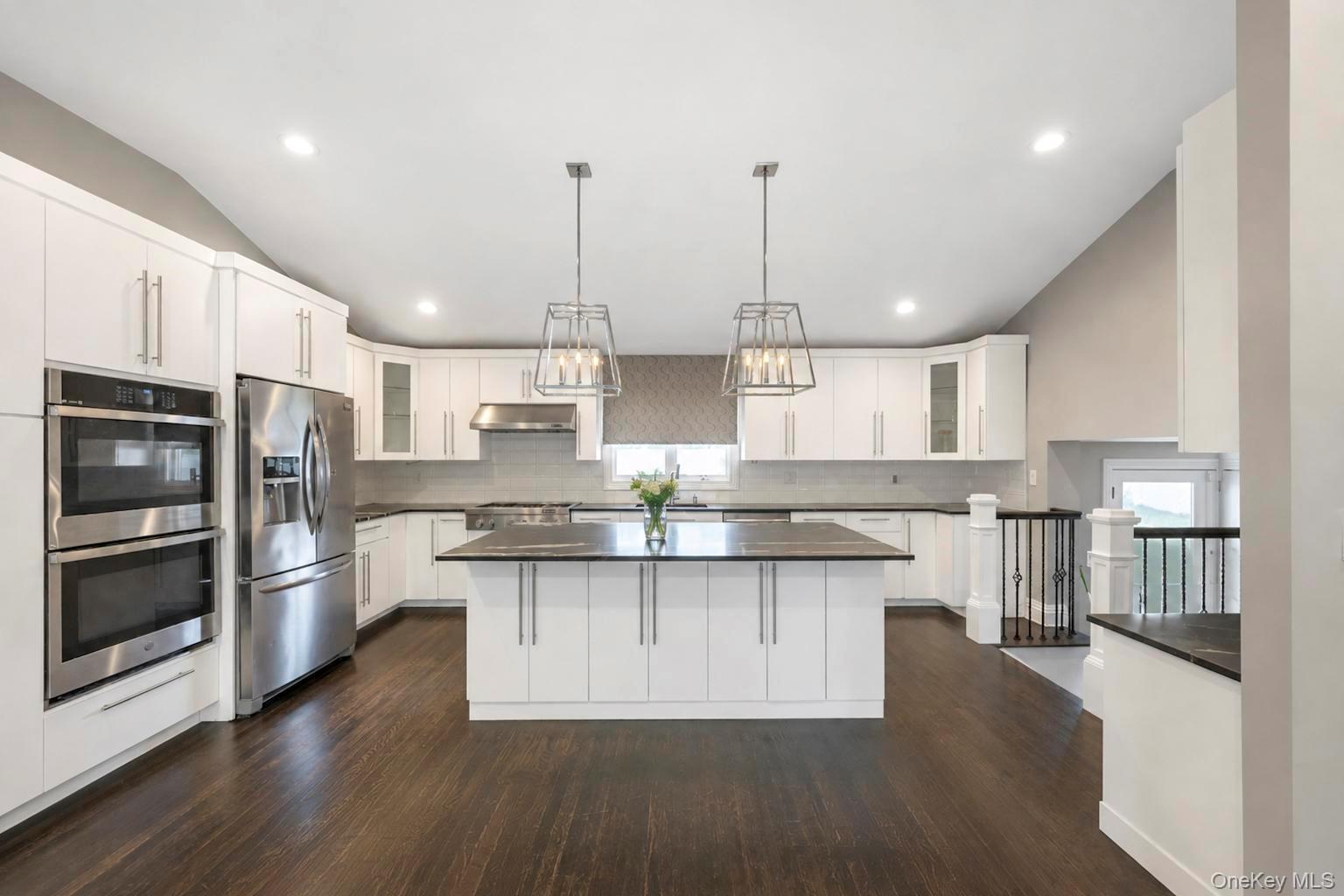 Single Family Catherwood Crescent Suffolk County, NY 11747, MLS-1048912-8