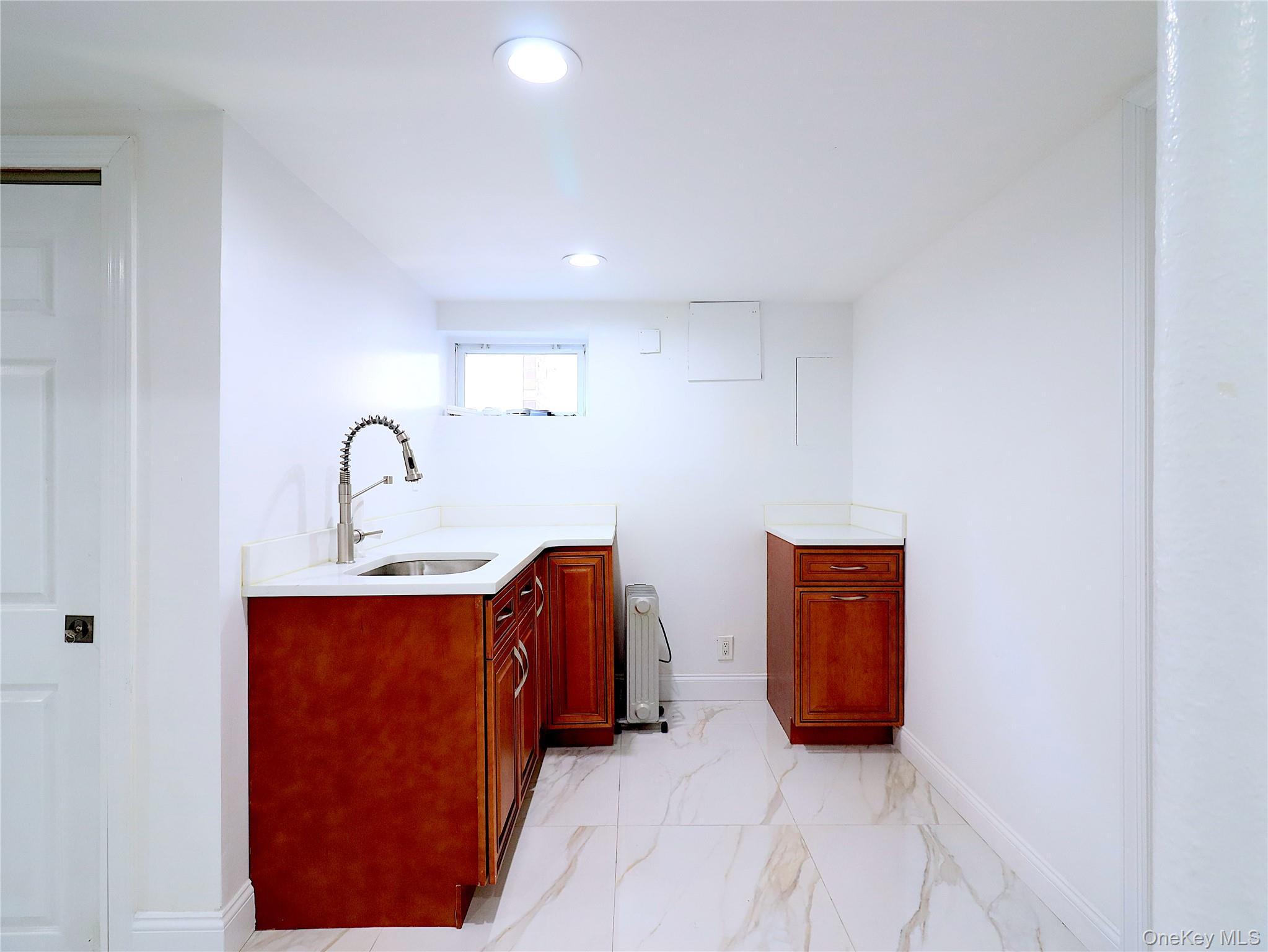 Single Family 191st Street Queens, NY 11358, MLS-1048940-17