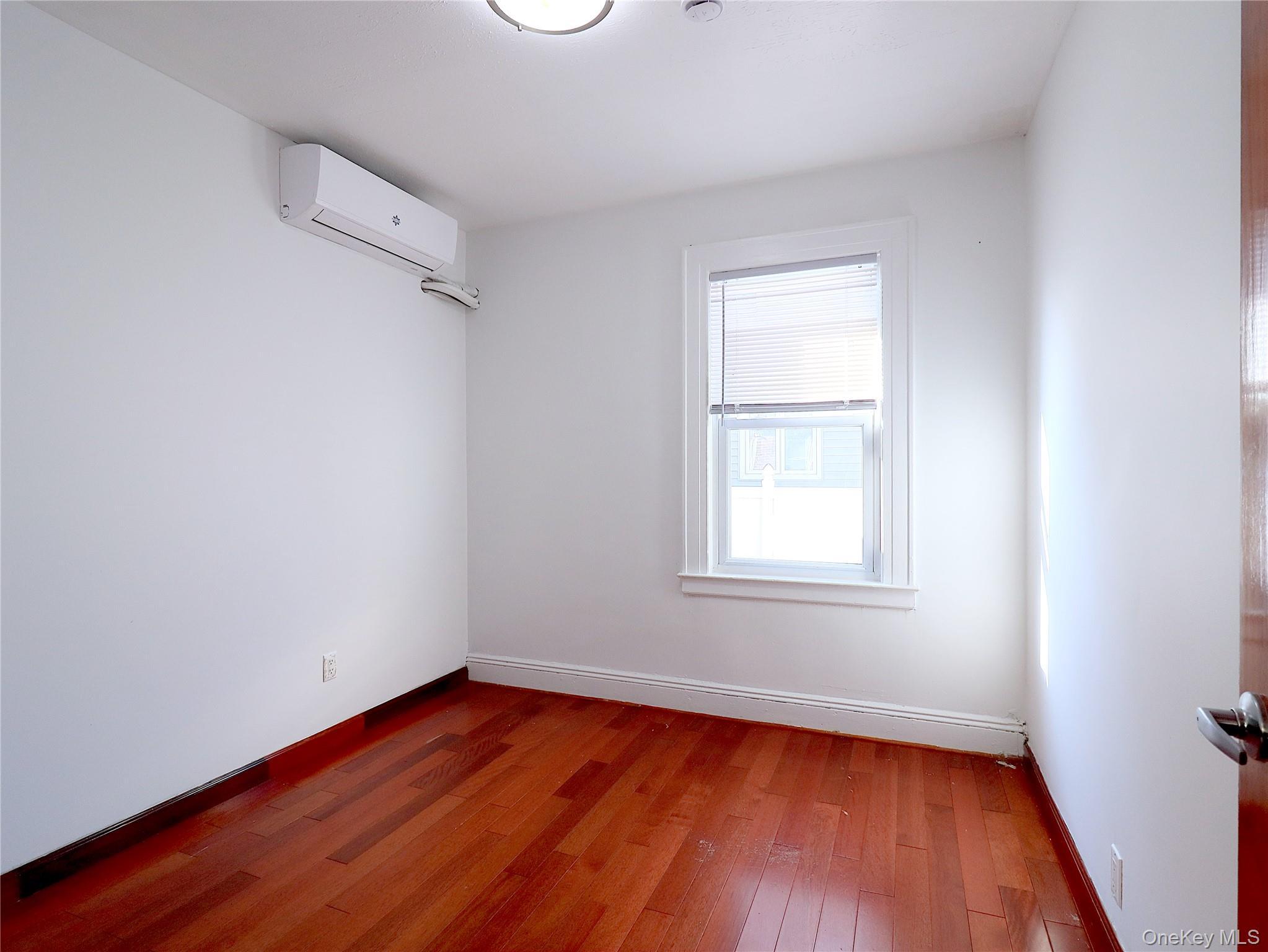 Single Family 191st Street Queens, NY 11358, MLS-1048940-18