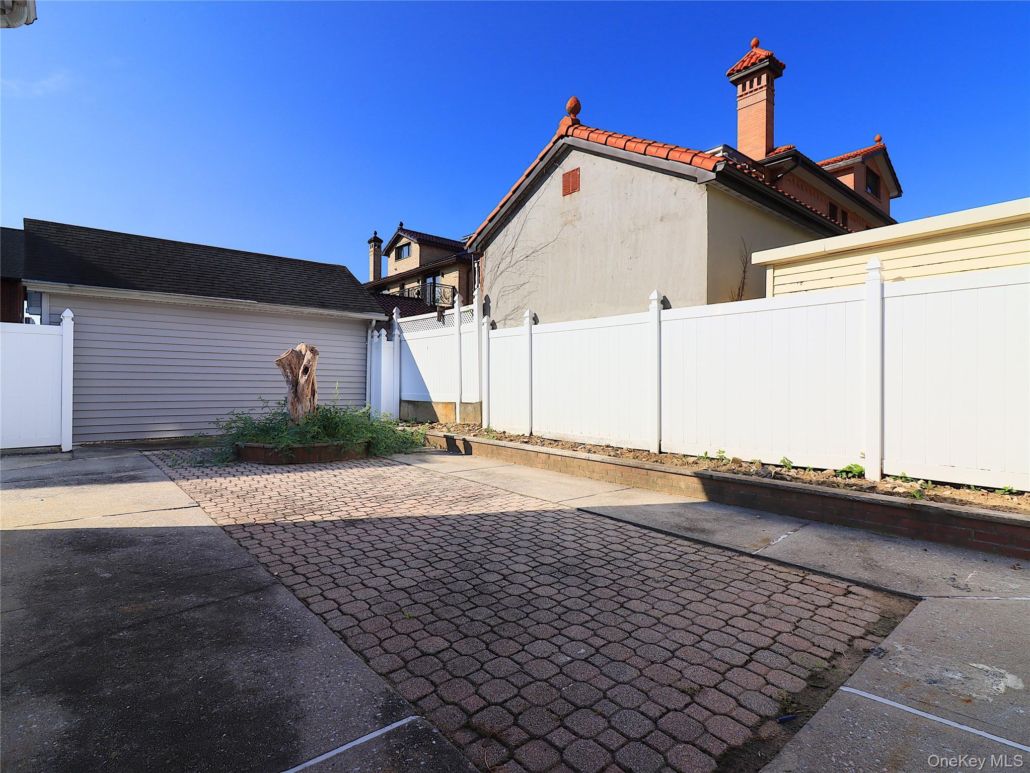 Single Family 191st Street Queens, NY 11358, MLS-1048940-30