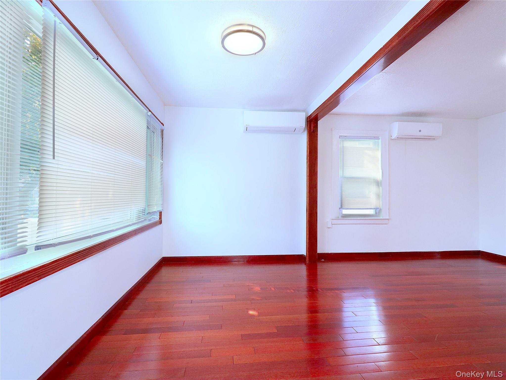Single Family 191st Street Queens, NY 11358, MLS-1048940-8