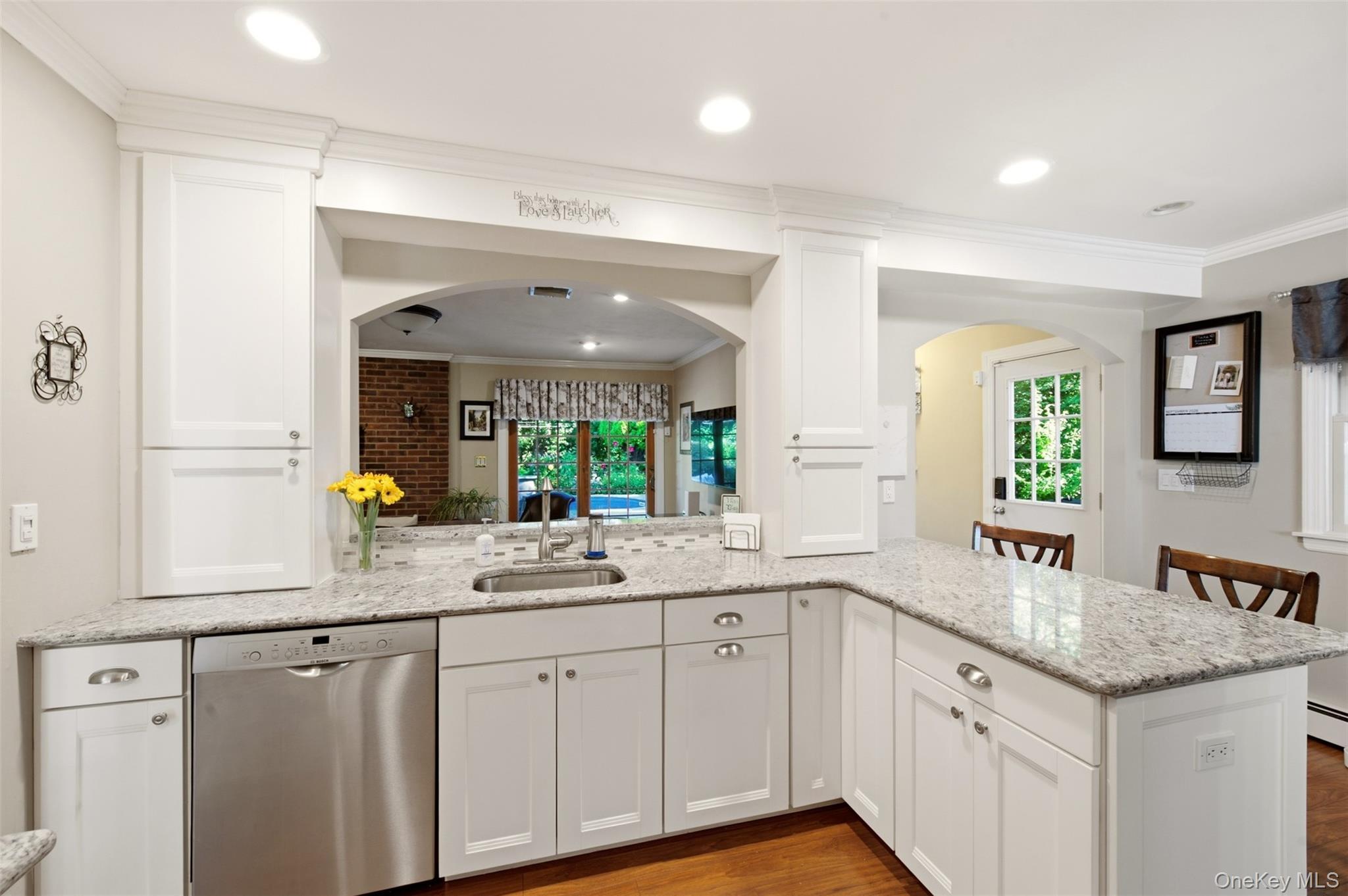Single Family White Cliff Lane Suffolk County, NY 11767, MLS-1048941-15