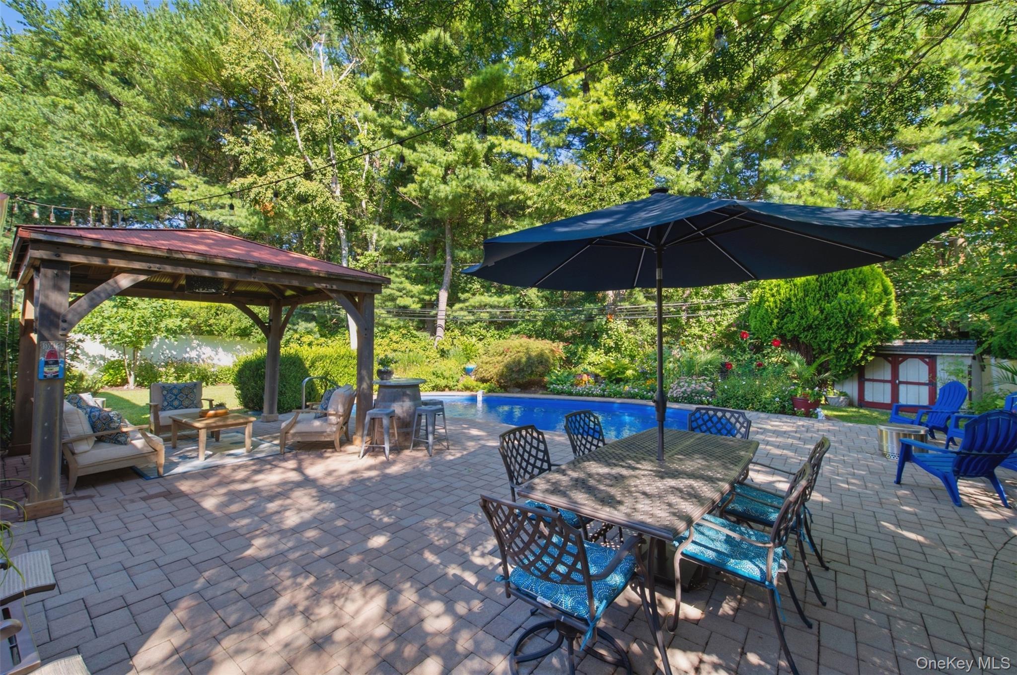 Single Family White Cliff Lane Suffolk County, NY 11767, MLS-1048941-37