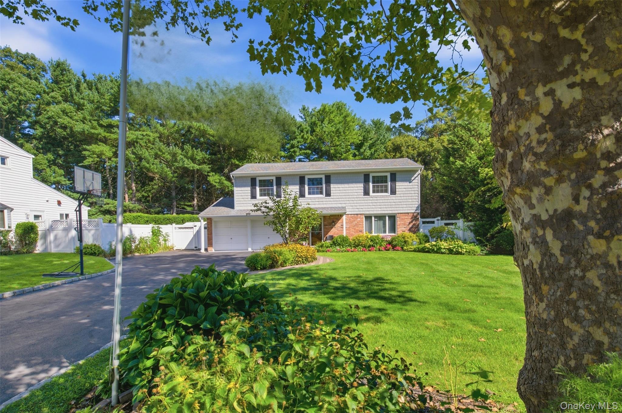 Single Family White Cliff Lane Suffolk County, NY 11767, MLS-1048941-4