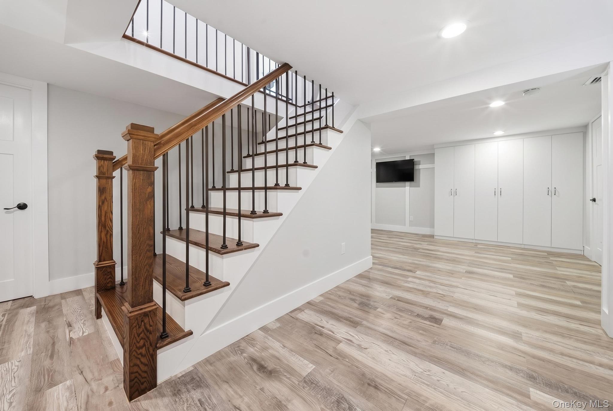 Single Family Devon Road Nassau County, NY 11714, MLS-1048948-19