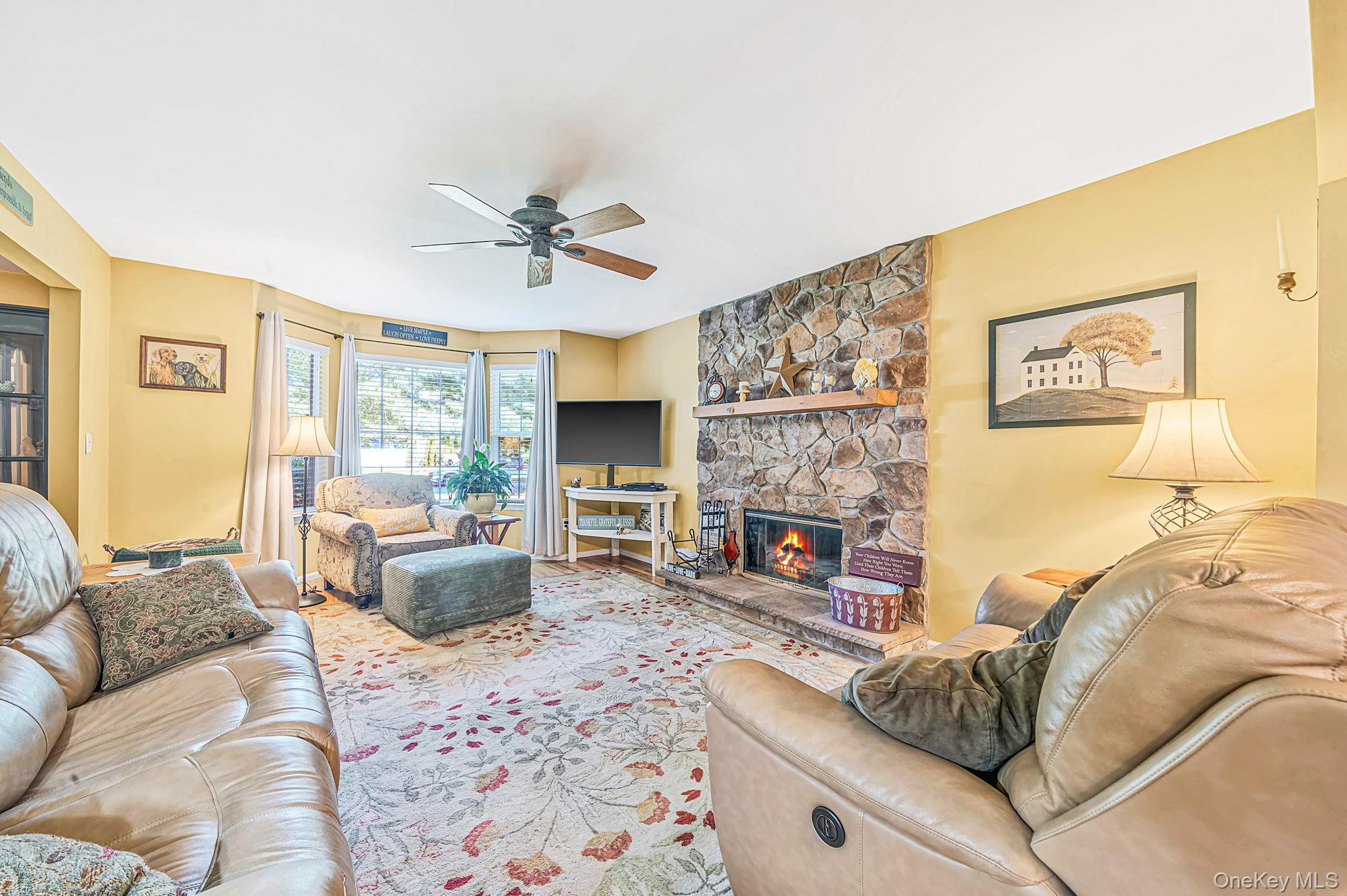 Single Family Sommerset Drive  Suffolk County, NY 11980, MLS-1048955-12