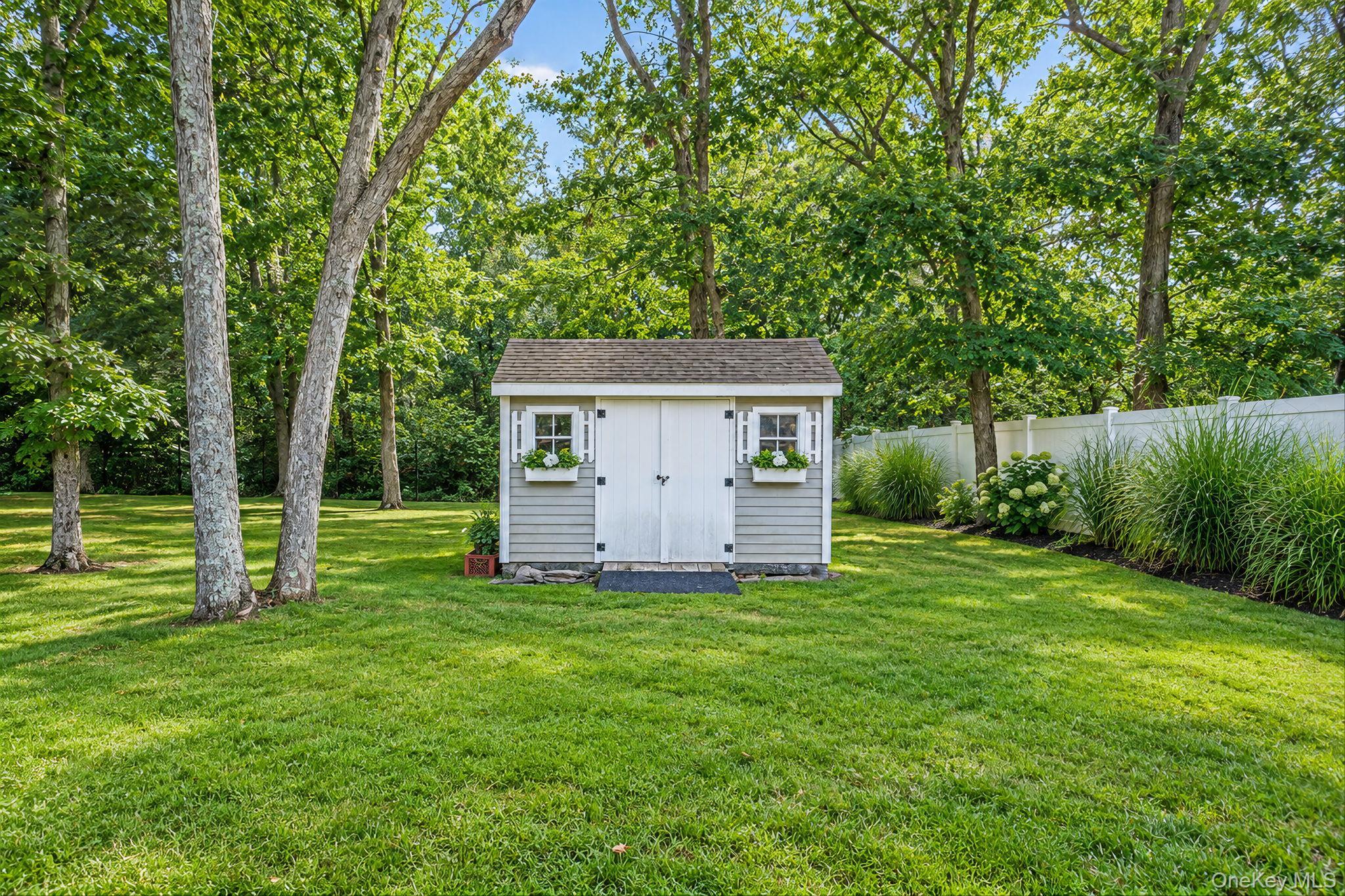 Single Family Sommerset Drive  Suffolk County, NY 11980, MLS-1048955-43