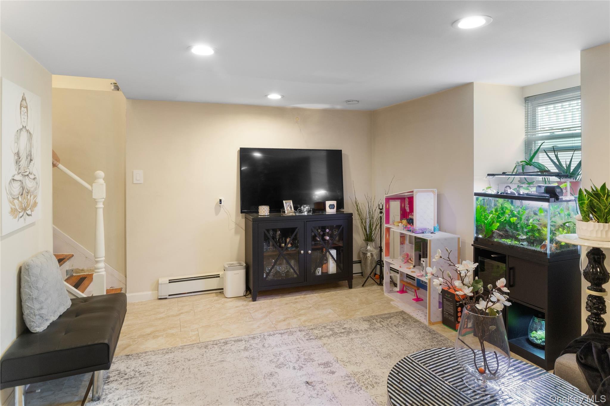 Single Family Lincoln Avenue  Suffolk County, NY 11741, MLS-1048957-17