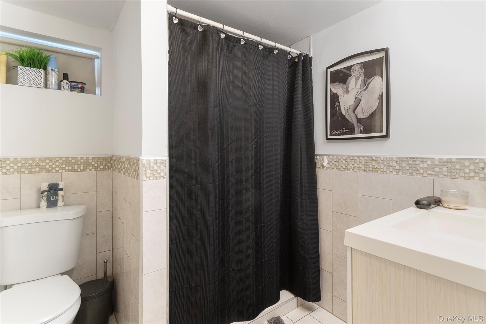 Single Family Lincoln Avenue  Suffolk County, NY 11741, MLS-1048957-20