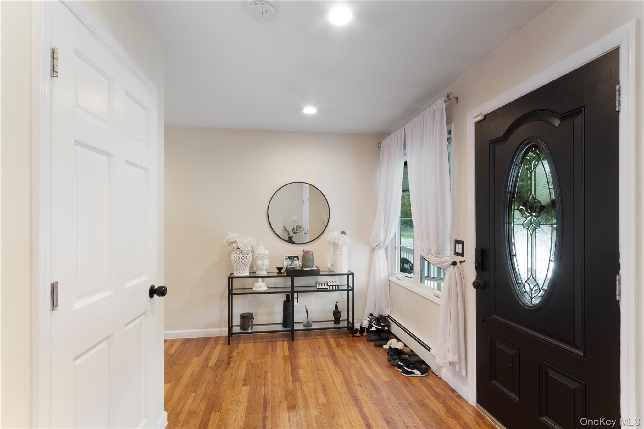 Single Family Lincoln Avenue  Suffolk County, NY 11741, MLS-1048957-7