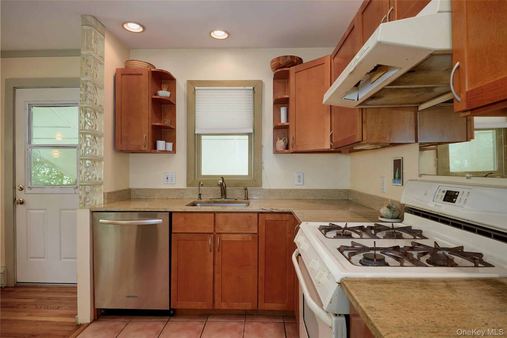 Single Family Merriewold Lane N Orange County, NY 10950, MLS-1048959-14