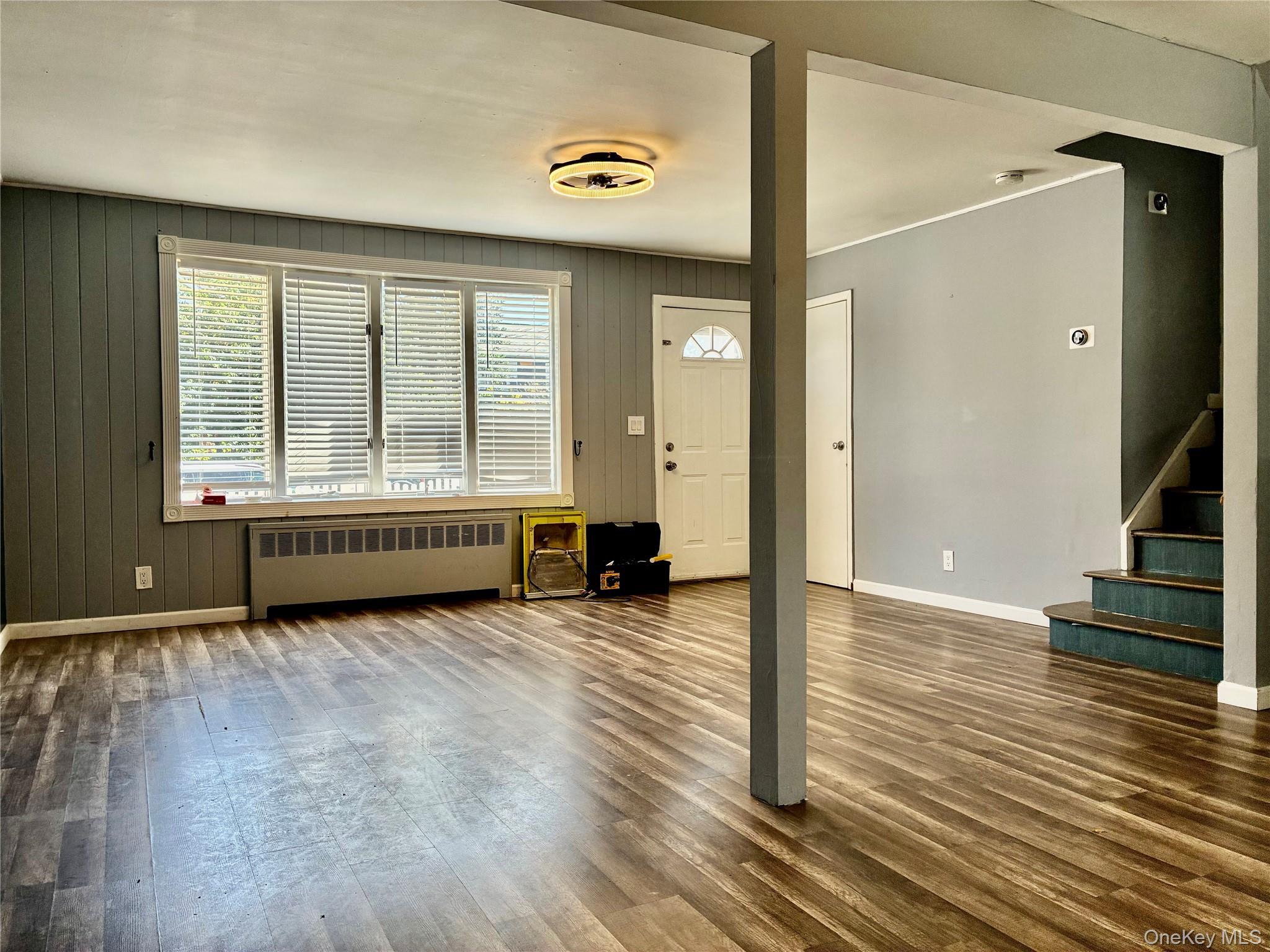 Single Family Bayside Avenue  Nassau County, NY 11572, MLS-1048963-29