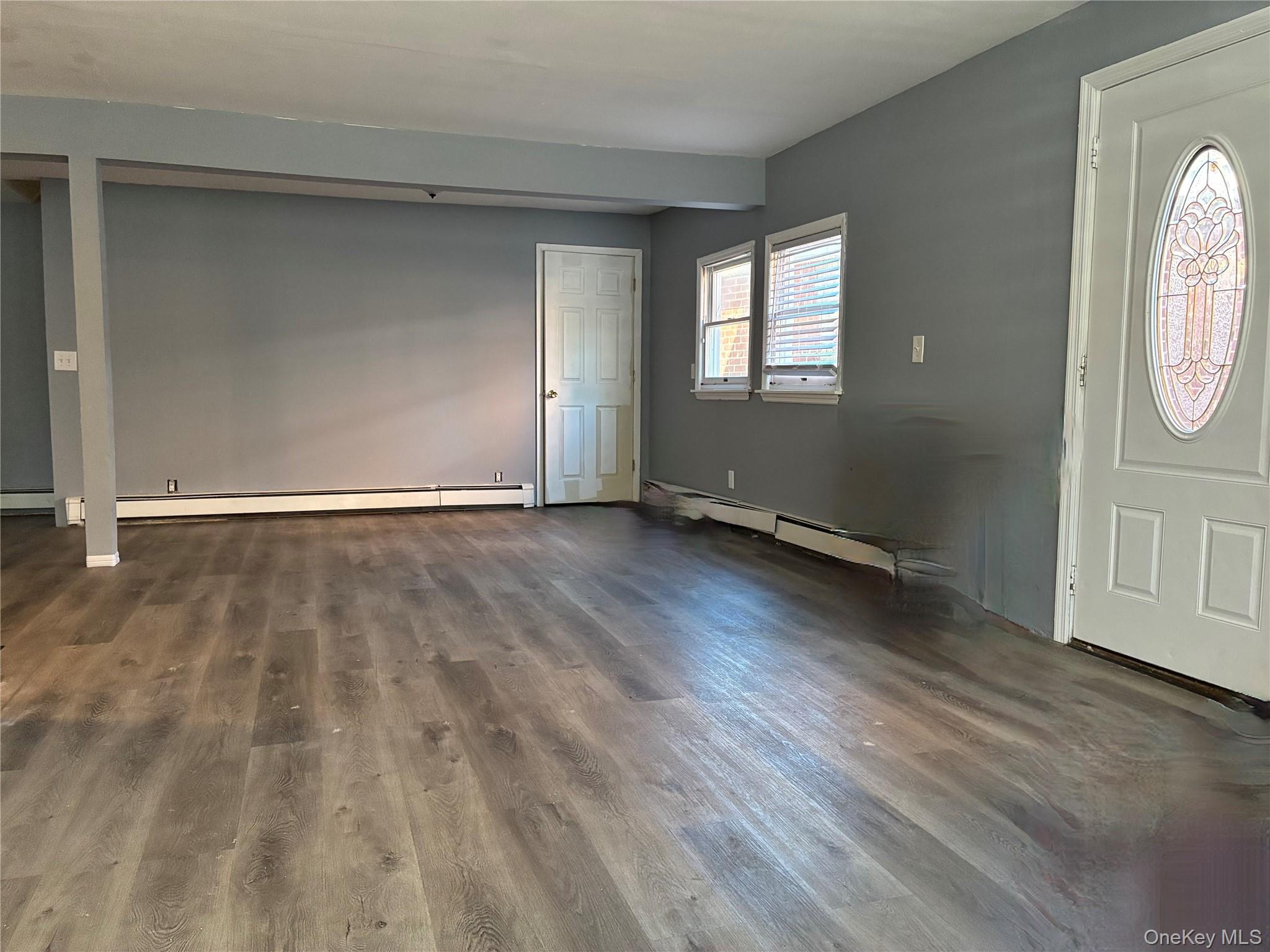 Single Family Bayside Avenue  Nassau County, NY 11572, MLS-1048963-32