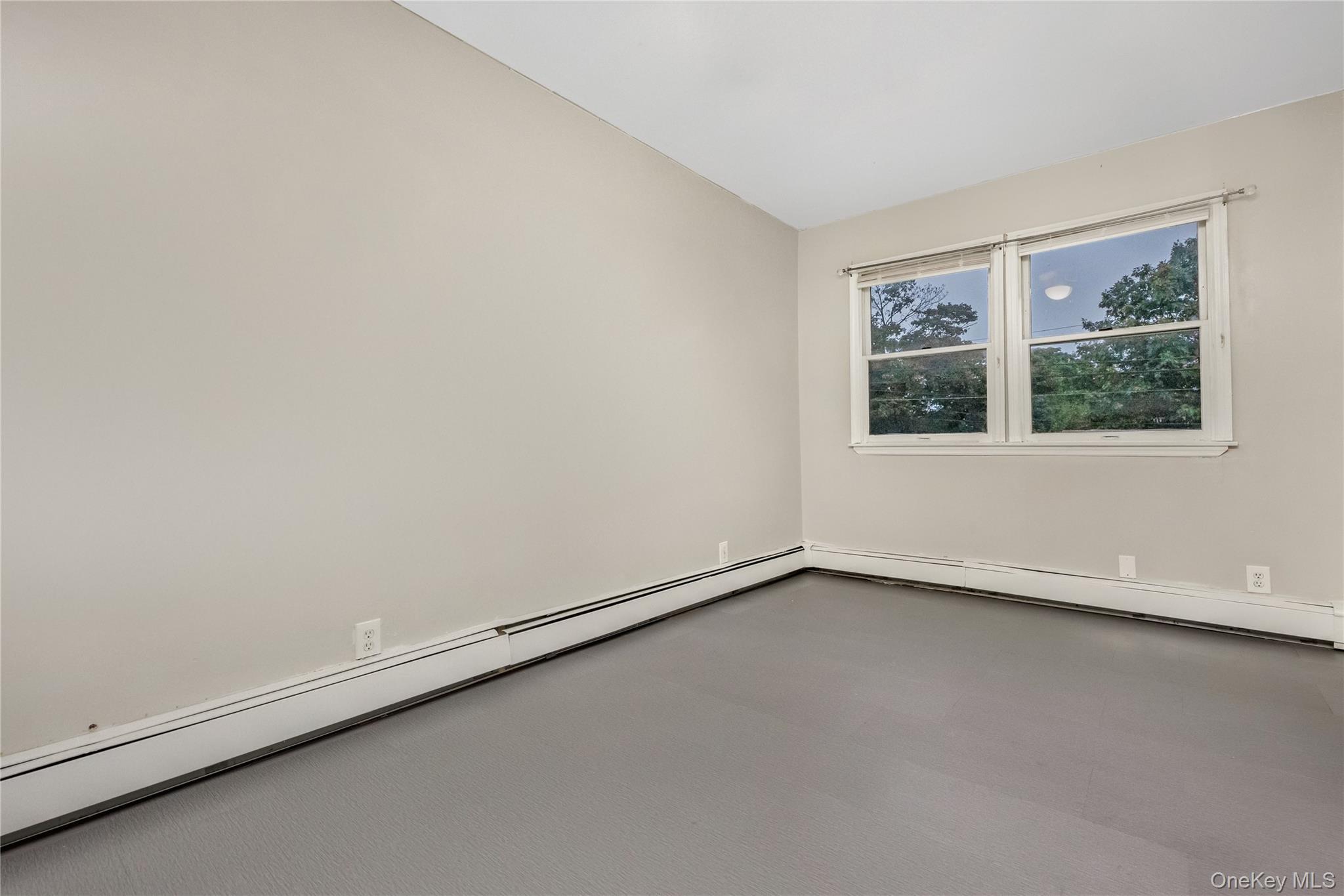 Single Family Bayside Avenue  Nassau County, NY 11572, MLS-1048963-9