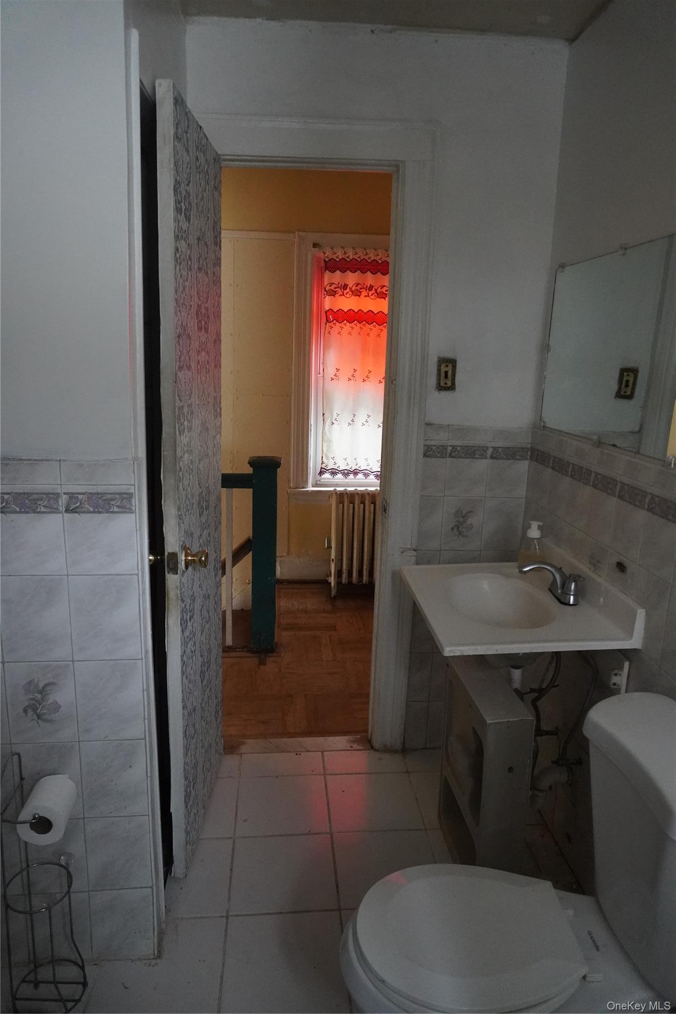 Single Family Grace Avenue  Bronx, NY 10466, MLS-1048968-21