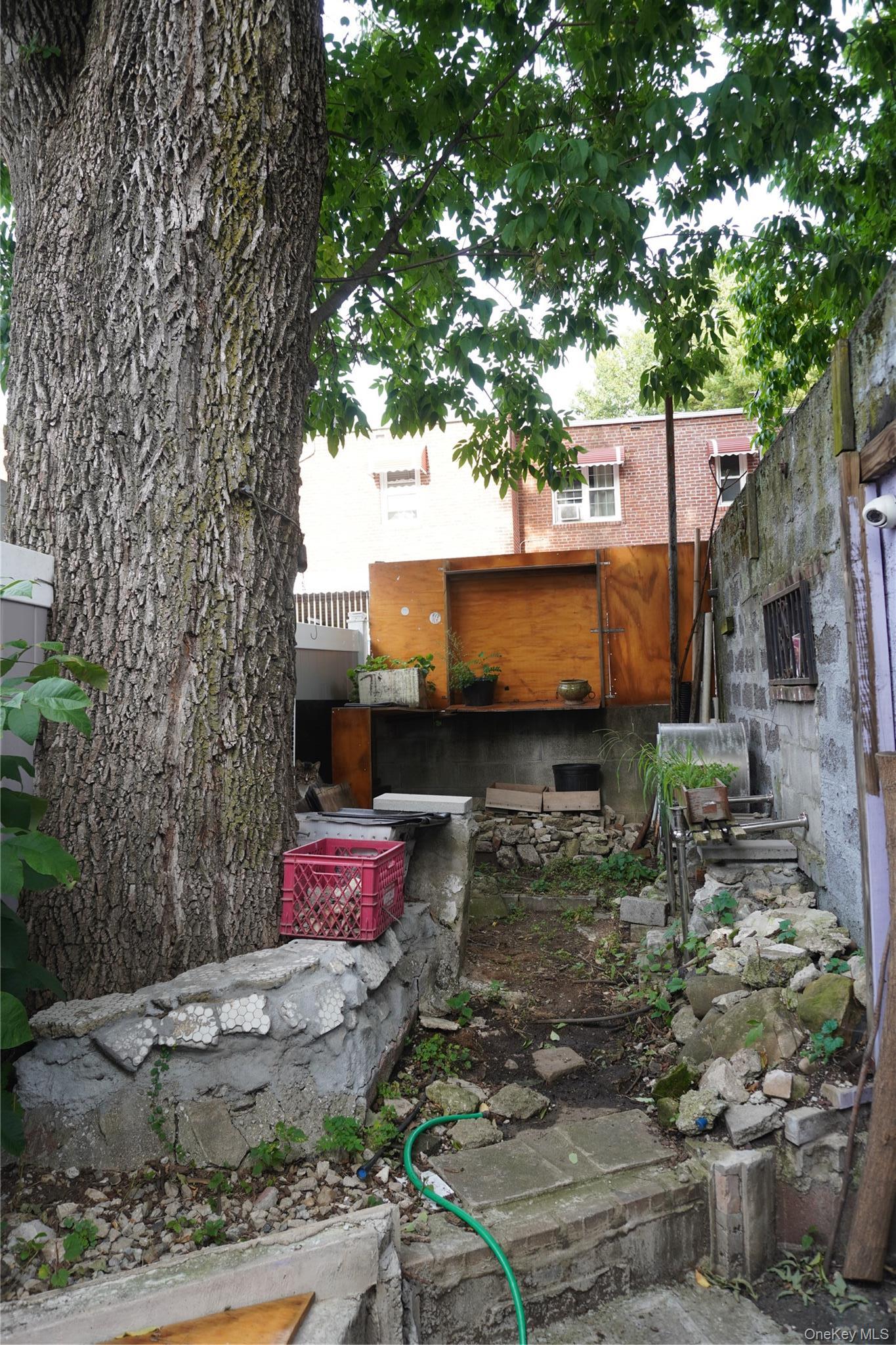 Single Family Grace Avenue  Bronx, NY 10466, MLS-1048968-27