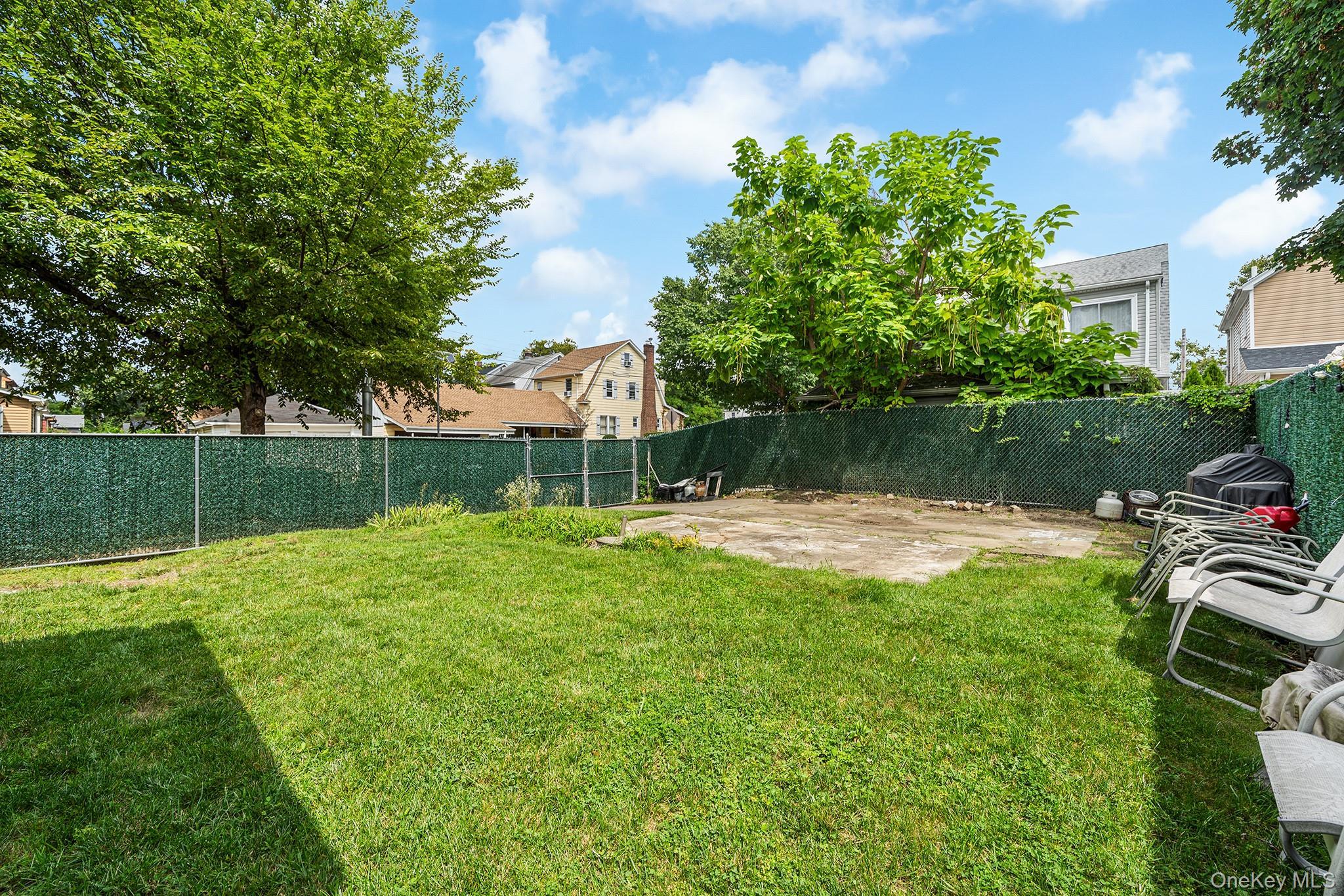 Single Family 200th Street  Queens, NY 11412, MLS-1048969-20