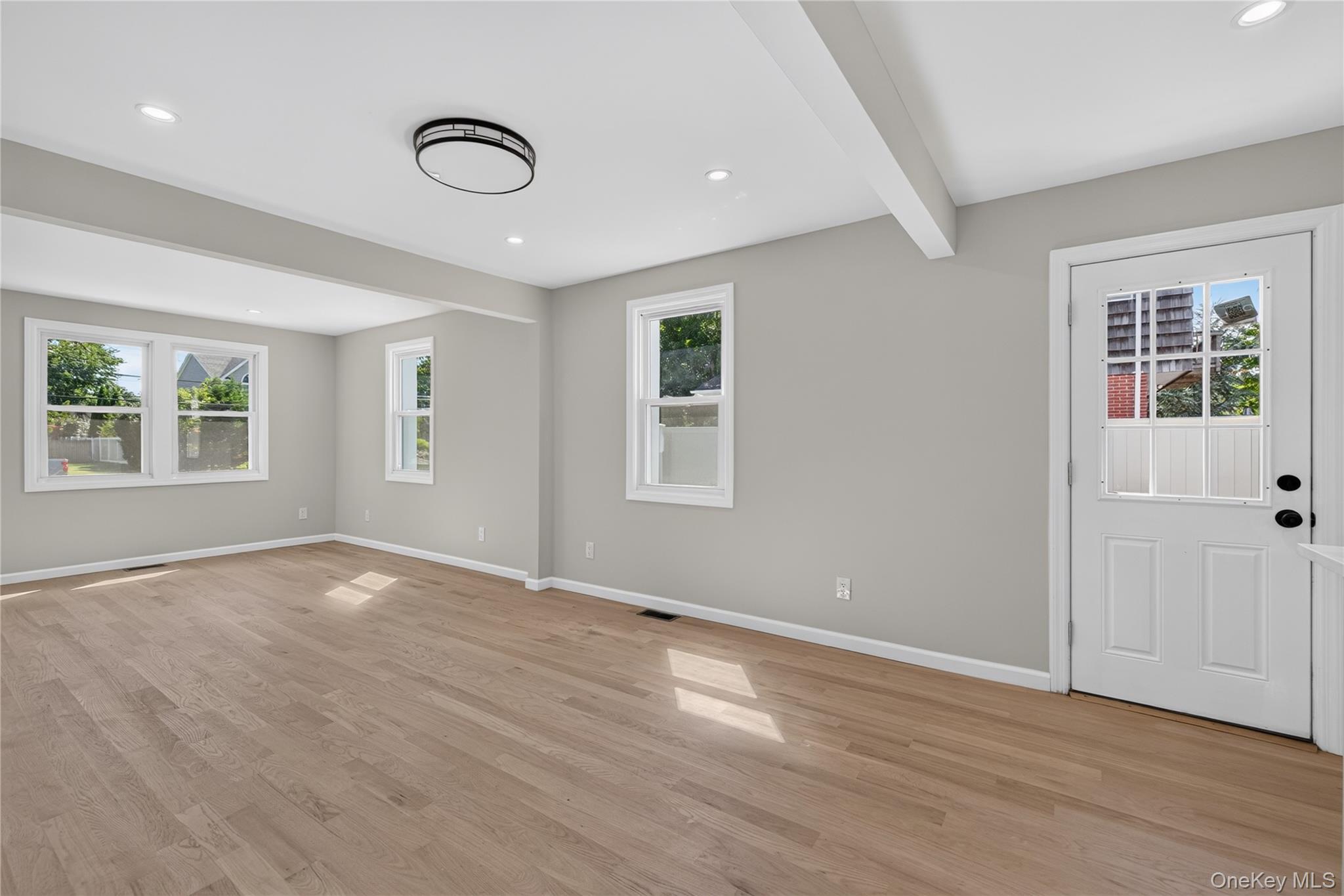 Single Family Rosemary Place Suffolk County, NY 11730, MLS-1048971-13