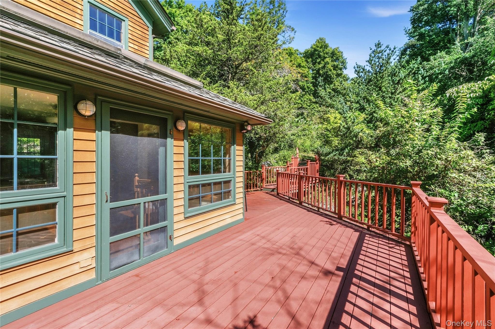 Single Family Glendale Road Westchester County, NY 10562, MLS-1048991-18