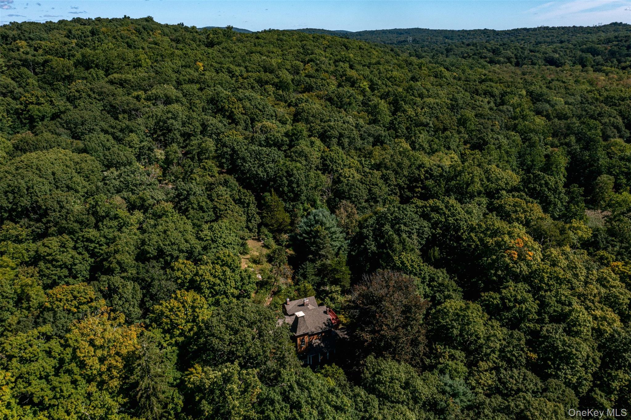Single Family Glendale Road Westchester County, NY 10562, MLS-1048991-21
