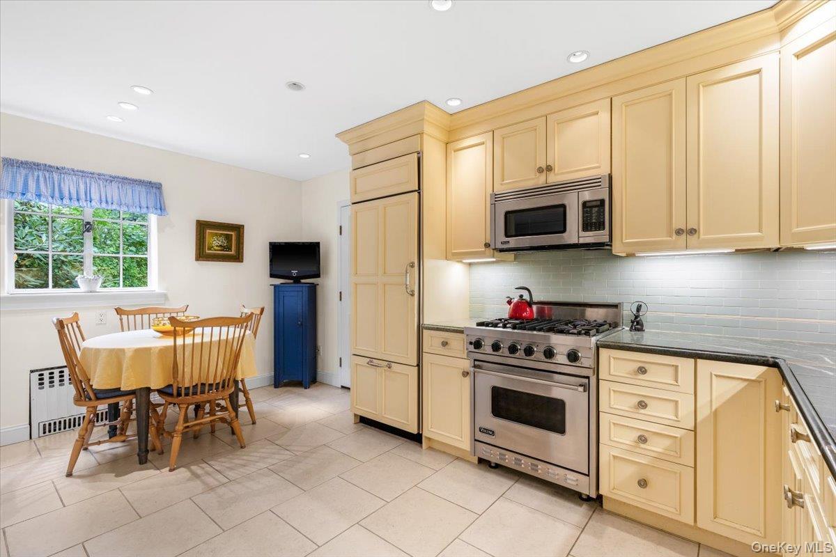 Single Family Park Avenue Westchester County, NY 10543, MLS-1049005-8