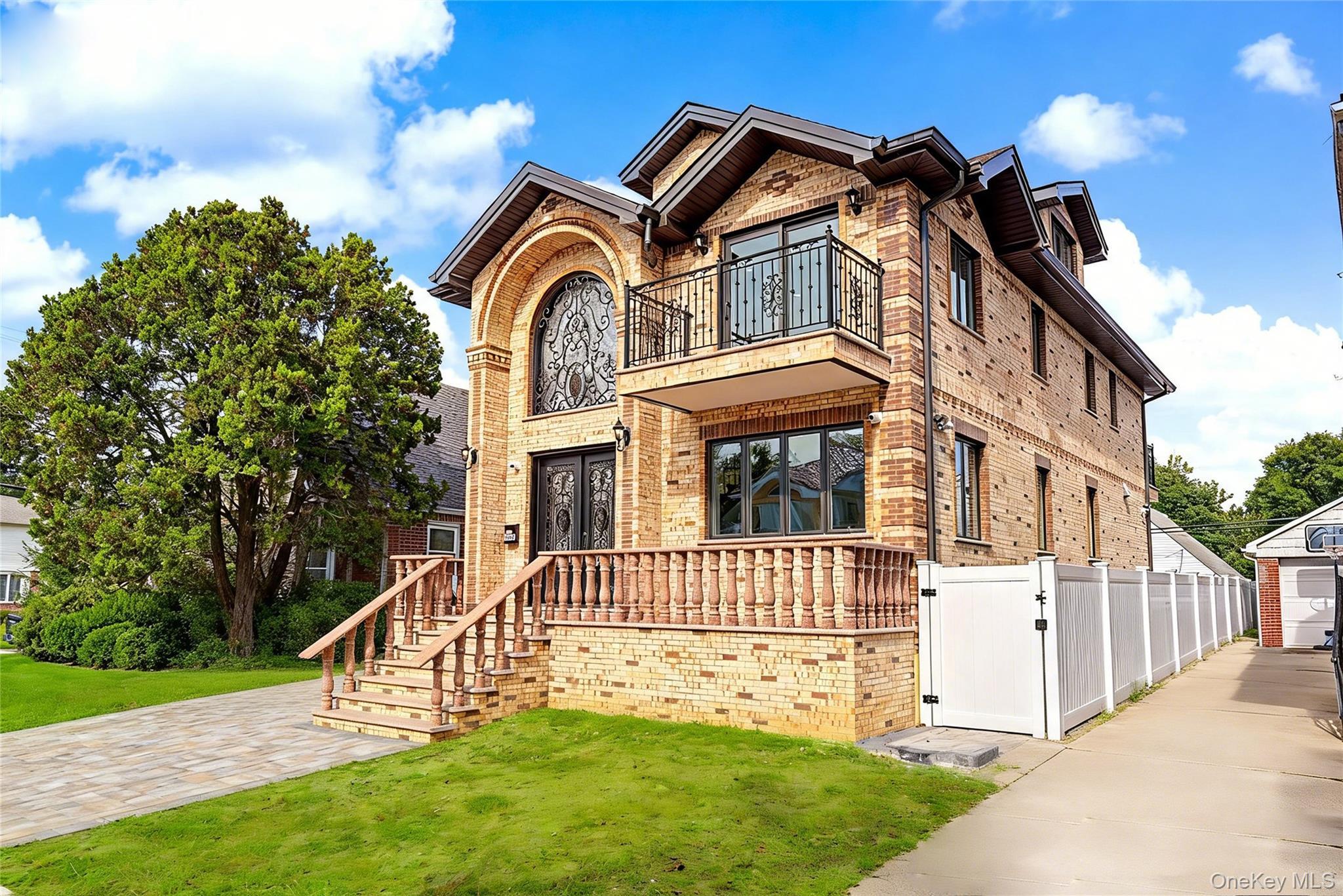 Single Family 197th Street Queens, NY 11365, MLS-1049017-28