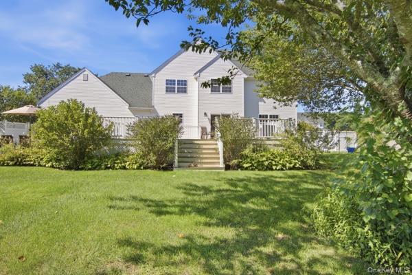 Single Family Old Neck Court Suffolk County, NY 11949, MLS-1049019-21