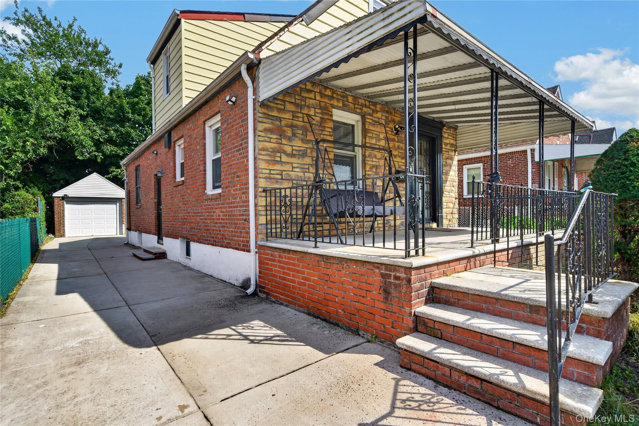 Single Family 235th Street  Queens, NY 11422, MLS-1049033-2