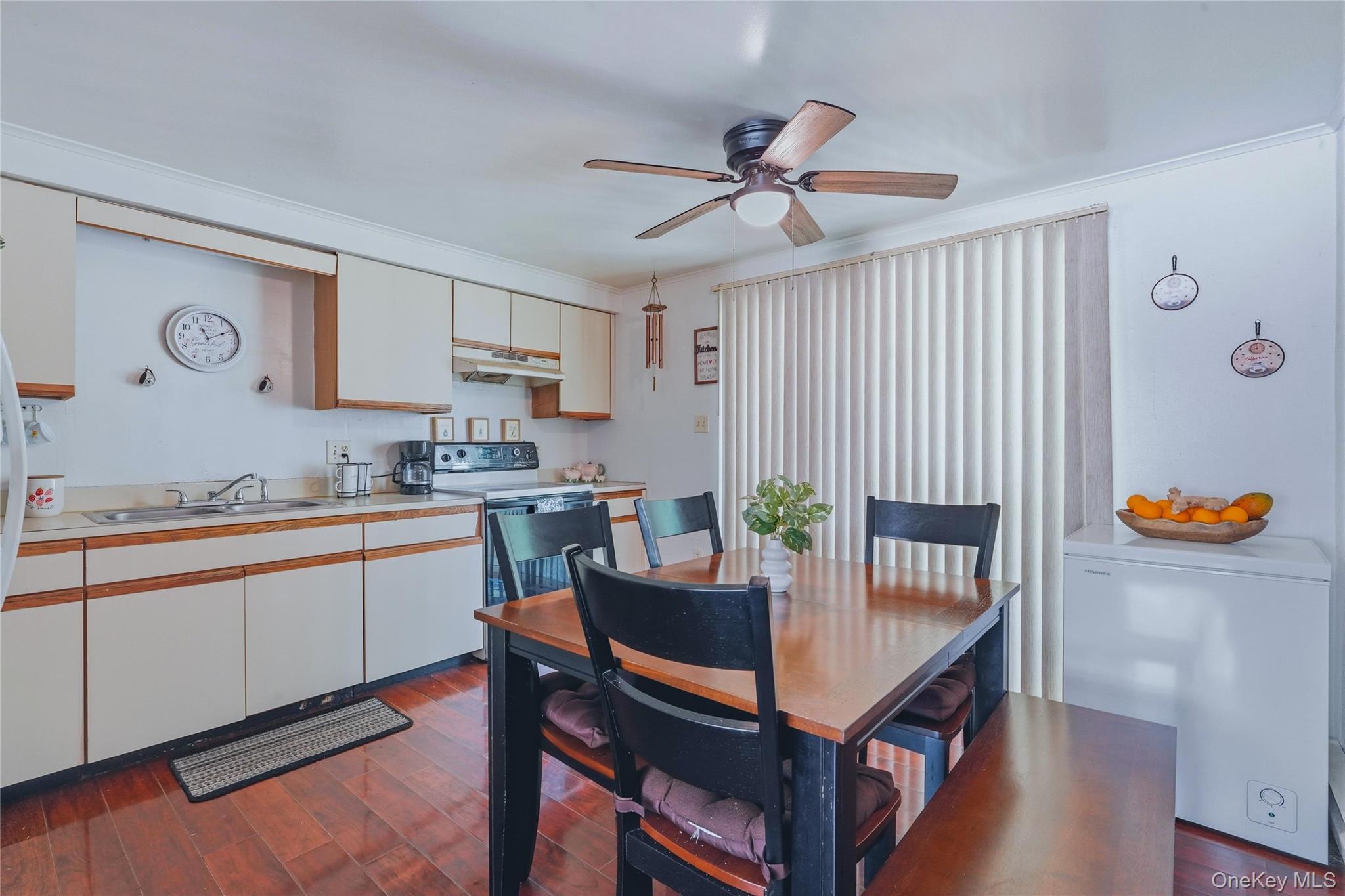 Single Family Albany Post Road  Ulster County, NY 12525, MLS-1049038-8