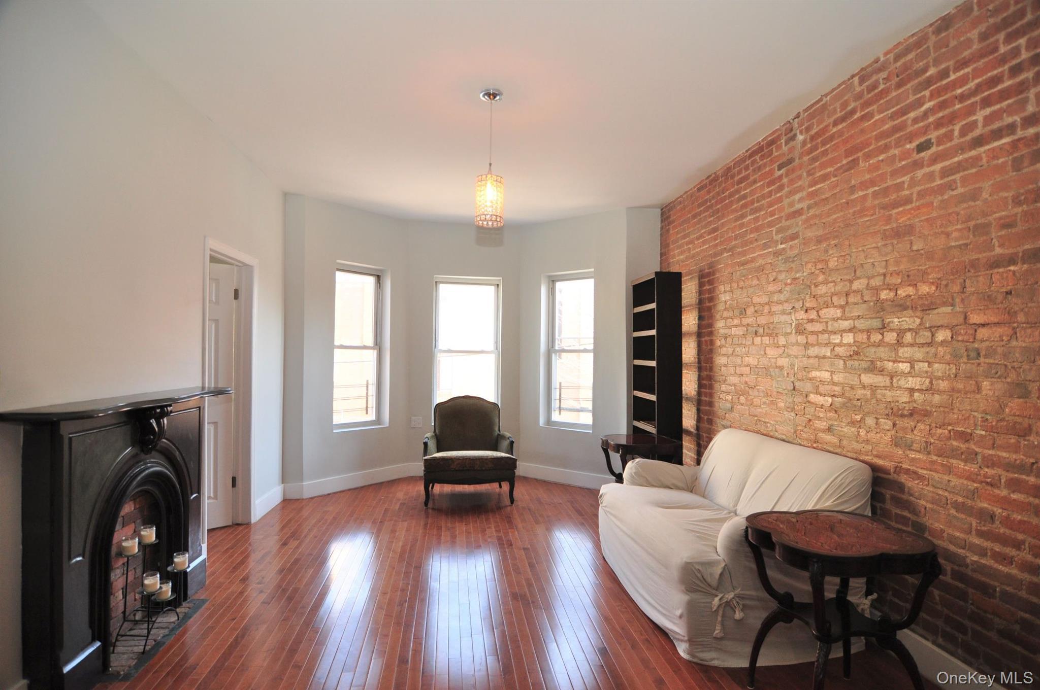 Single Family E 188th Street  Bronx, NY 10458, MLS-1049044-14