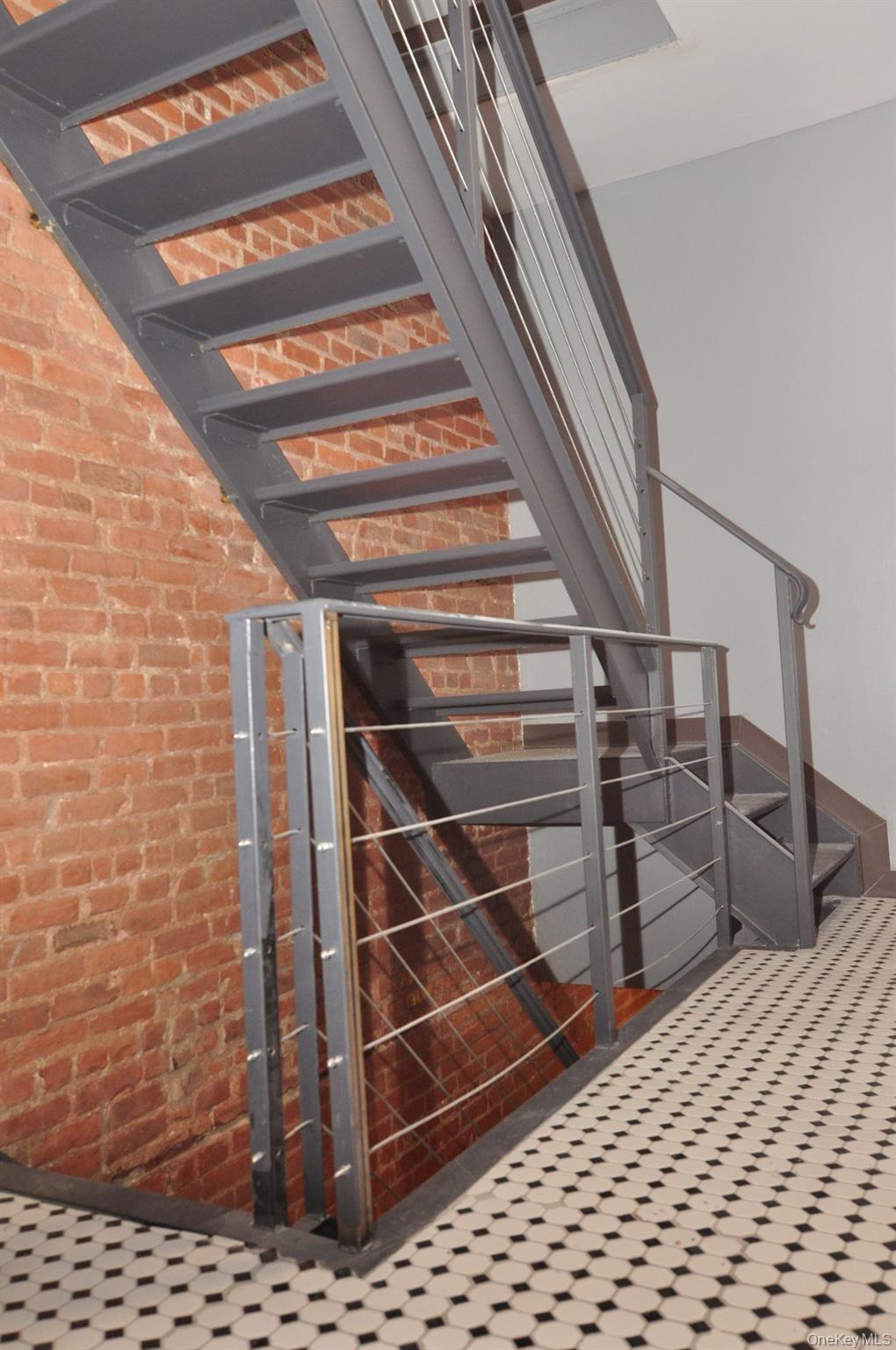 Single Family E 188th Street  Bronx, NY 10458, MLS-1049044-16