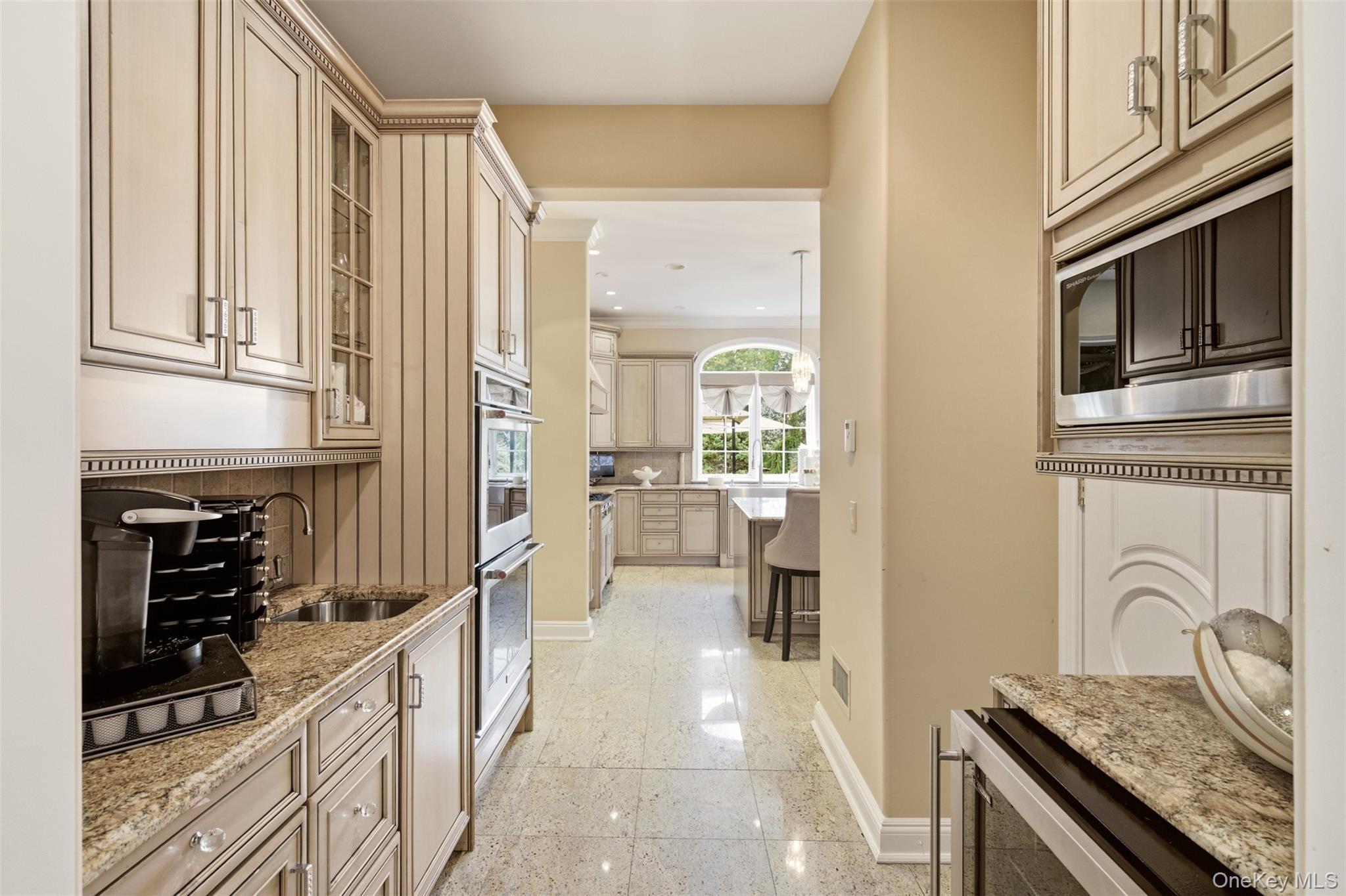 Single Family Peppermill Lane  Suffolk County, NY 11746, MLS-1049045-21