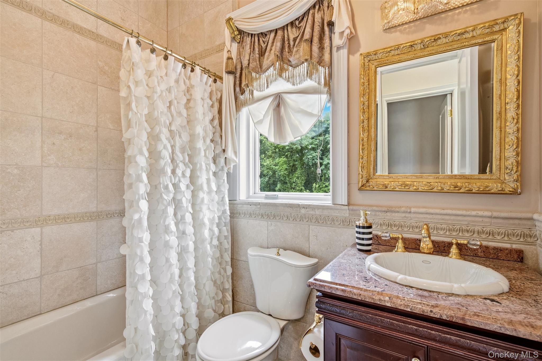 Single Family Peppermill Lane  Suffolk County, NY 11746, MLS-1049045-24