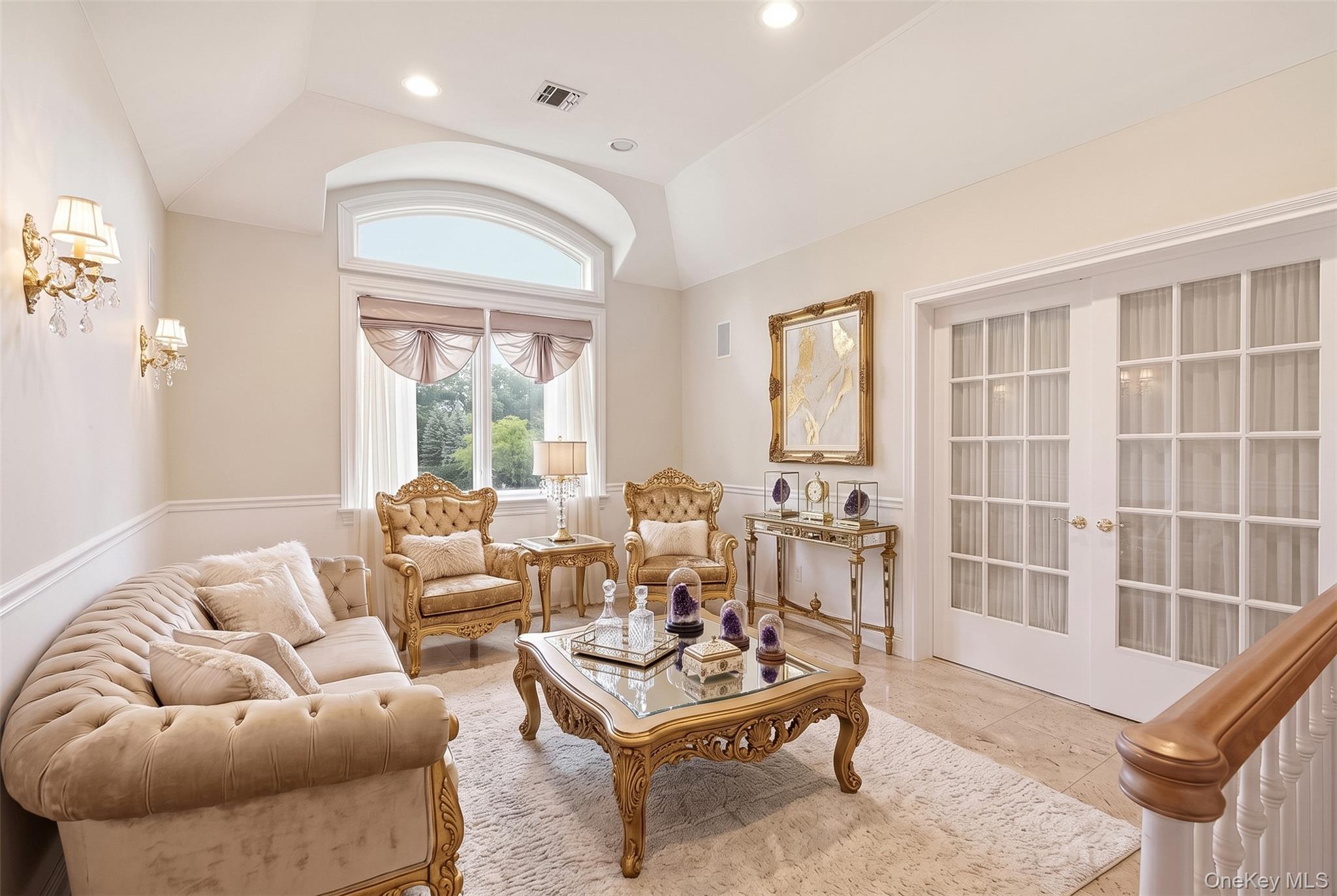 Single Family Peppermill Lane  Suffolk County, NY 11746, MLS-1049045-35