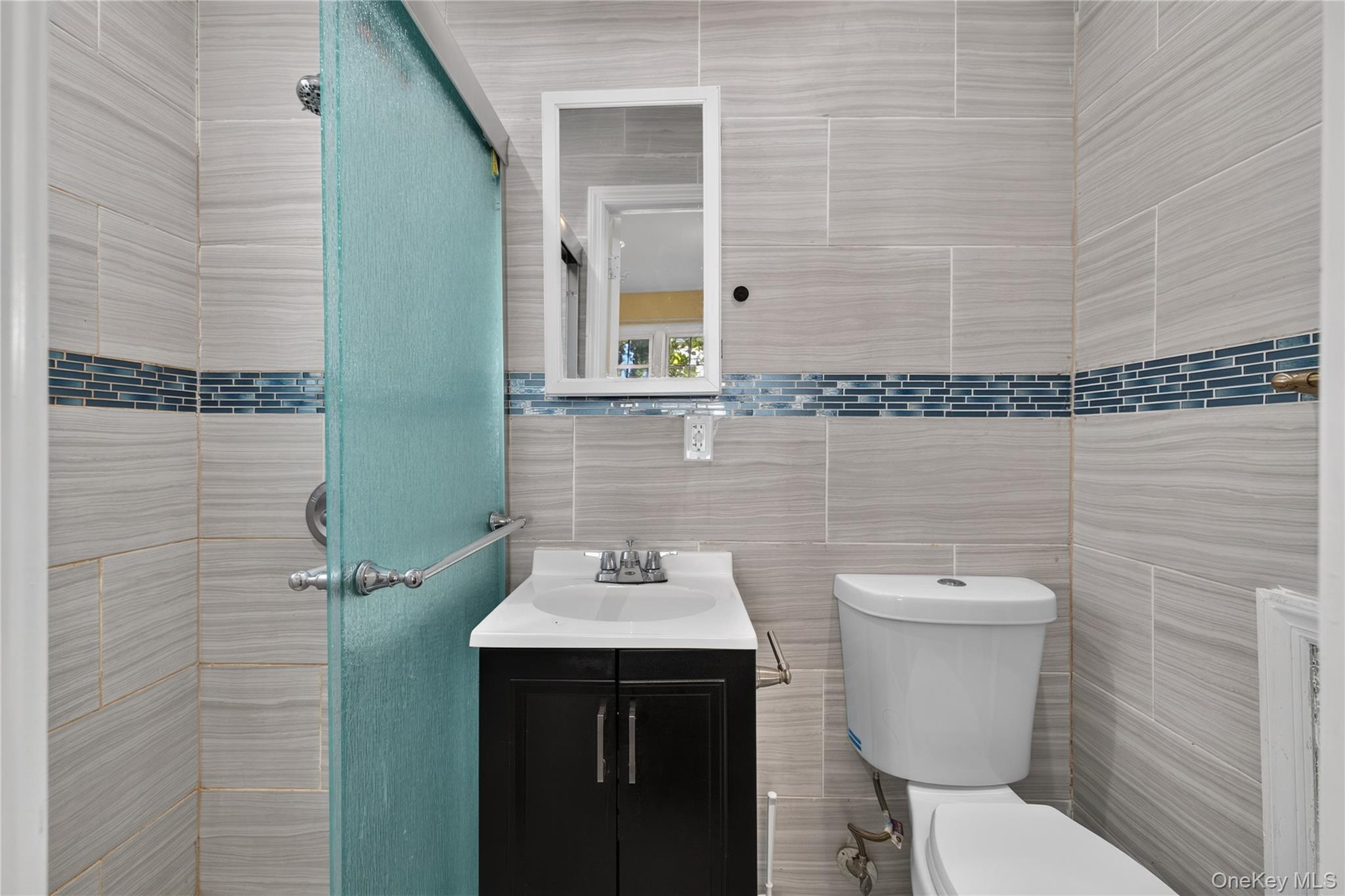 Single Family 185th Street Queens, NY 11413, MLS-1049049-19