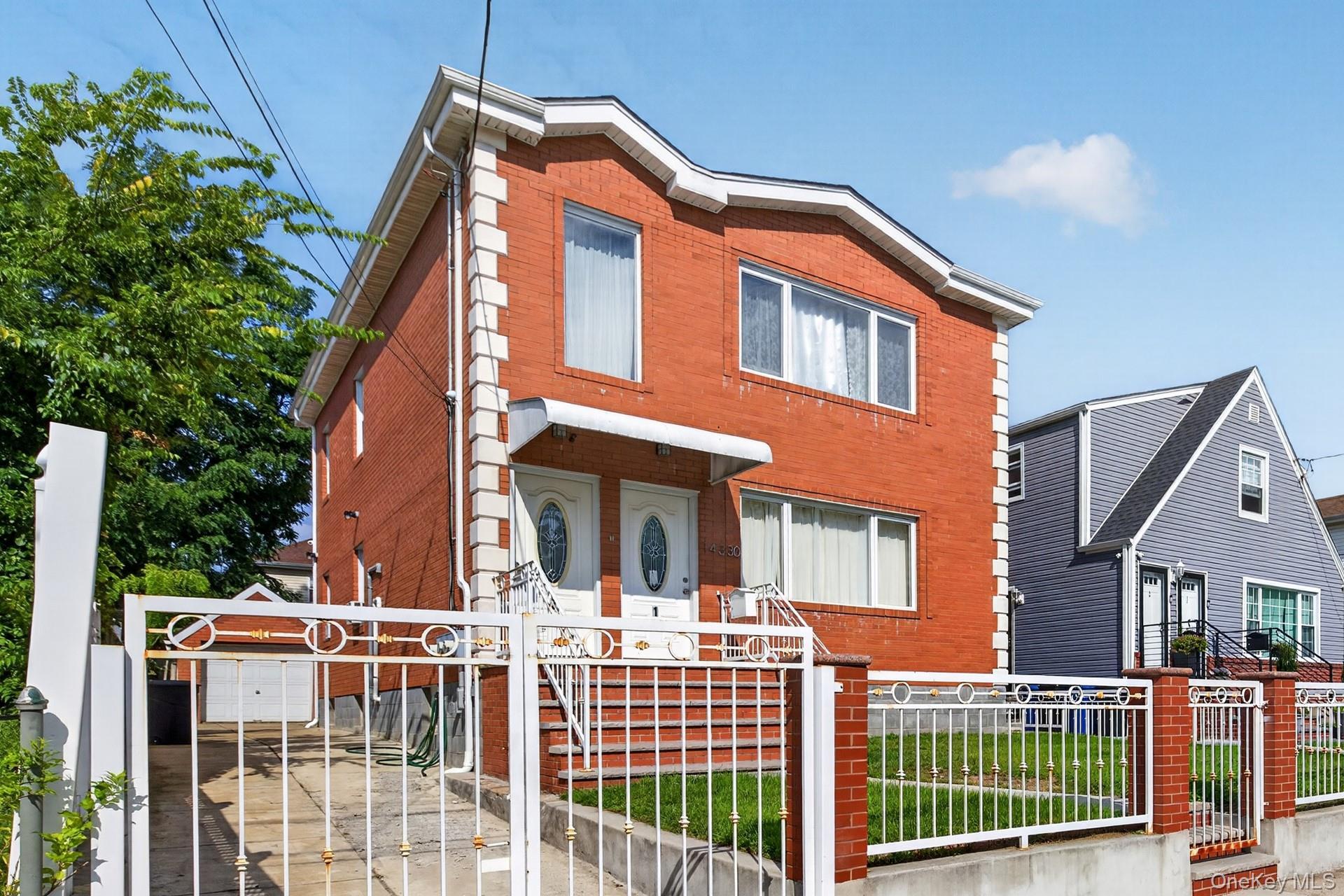 Single Family 185th Street Queens, NY 11413, MLS-1049049-38