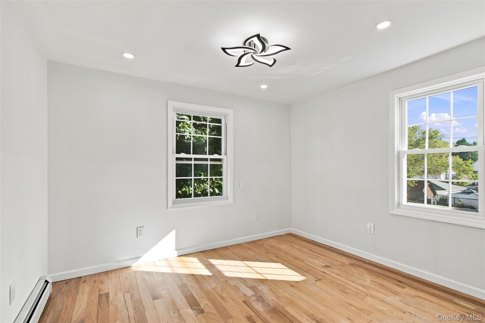 Single Family Mangin Ave Queens, NY 11412, MLS-1049070-20