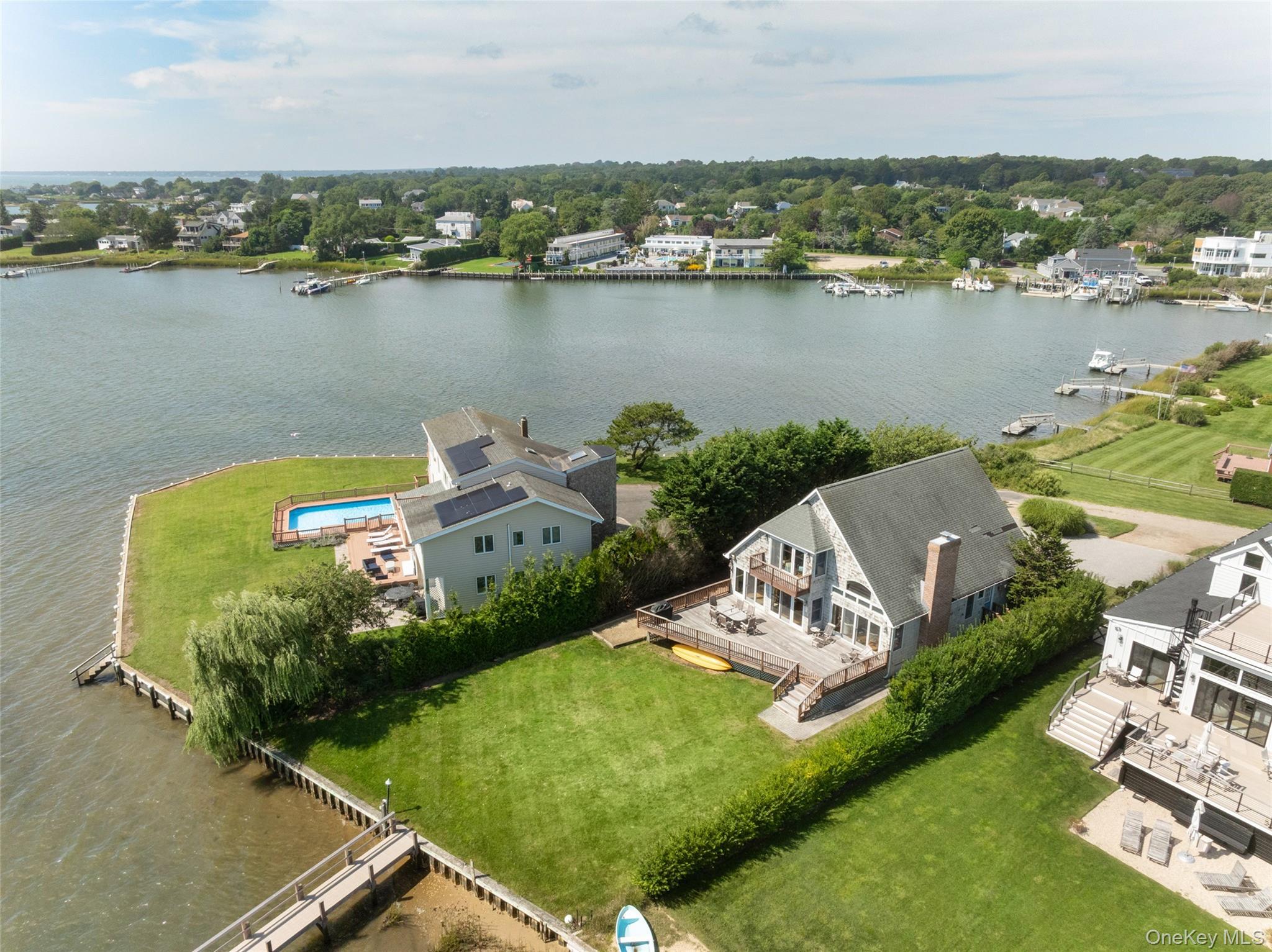 Single Family Old Fort Lane  Suffolk County, NY 11968, MLS-1049087-2