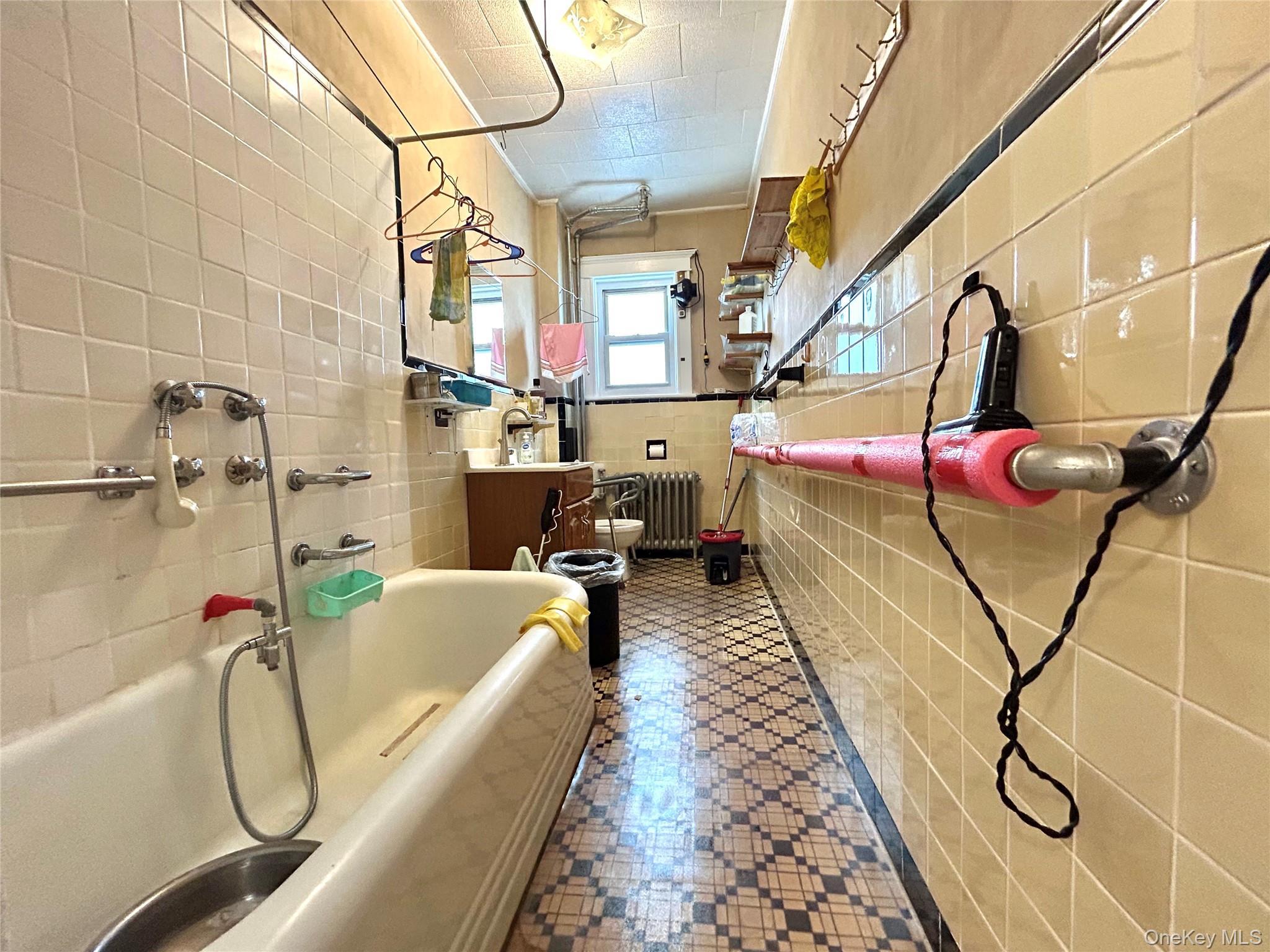 Single Family 41st Road Queens, NY 11373, MLS-1049091-15