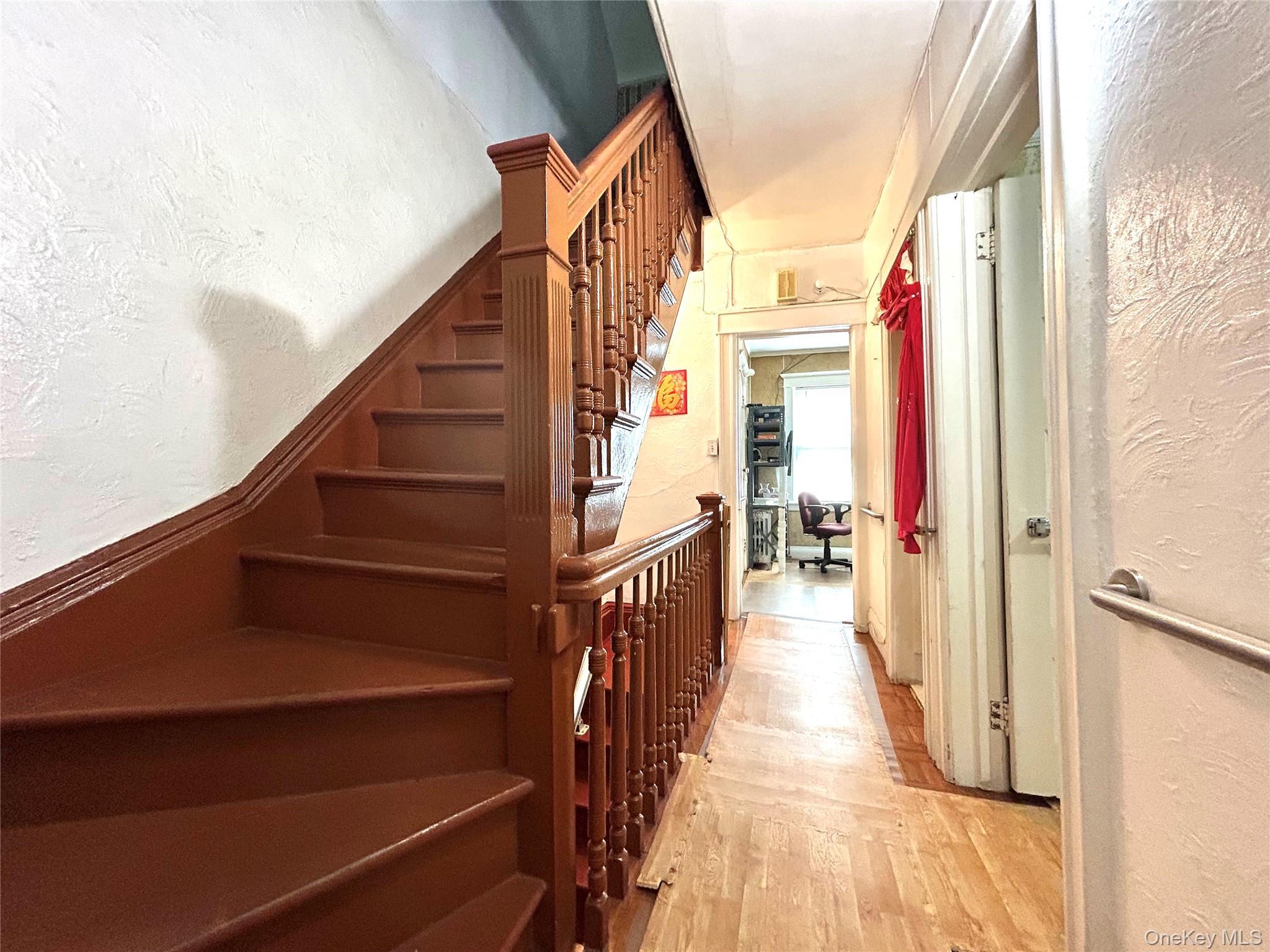 Single Family 41st Road Queens, NY 11373, MLS-1049091-16