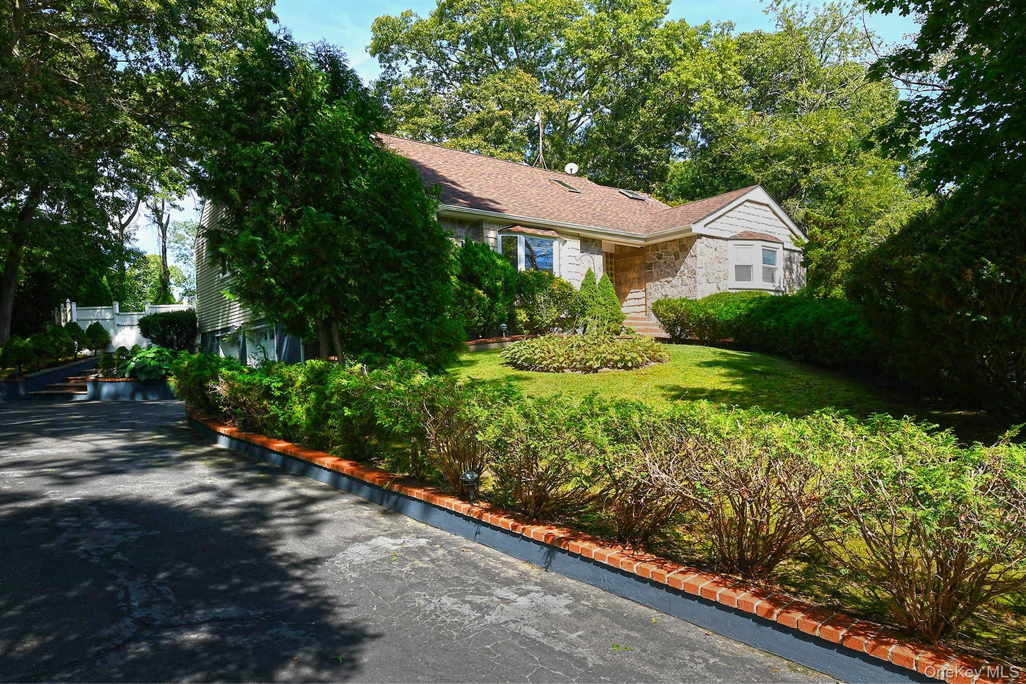 Single Family Village Hill Drive Suffolk County, NY 11746, MLS-1049094-4